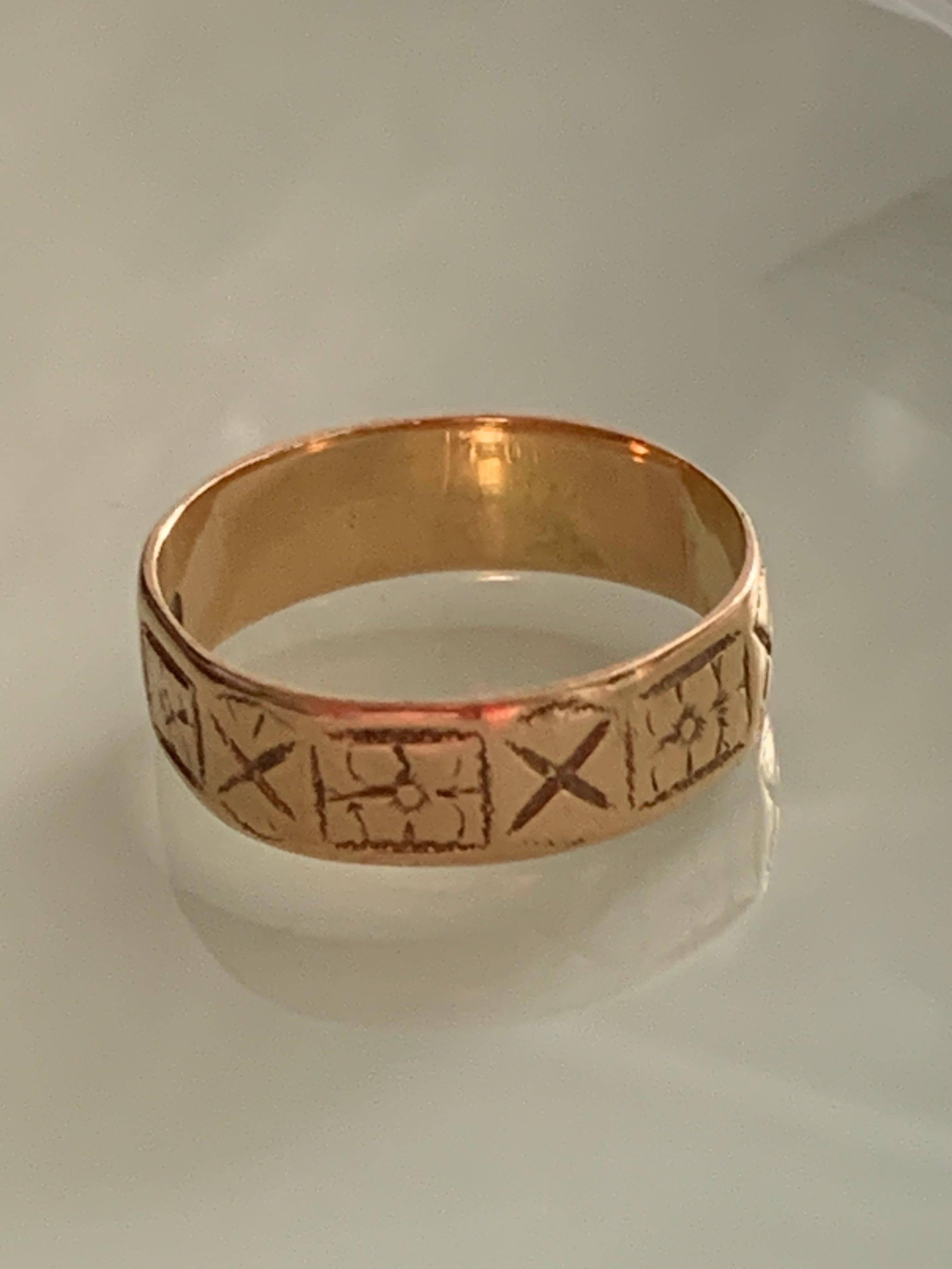 Anillo de oro rosa 18 ct 
Antiguo diseño victoriano grabado a mano 
Completamente Hallmarked Fechado 1881
Por S.Brothers 
Talla U.S 6 1/2
        U.K N
