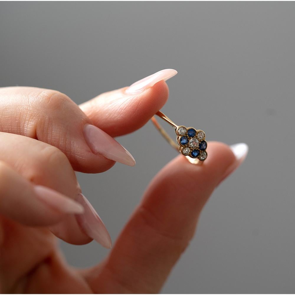 Antiker viktorianischer 18 Karat Gold Saphir-Diamant-Ring im Angebot 1