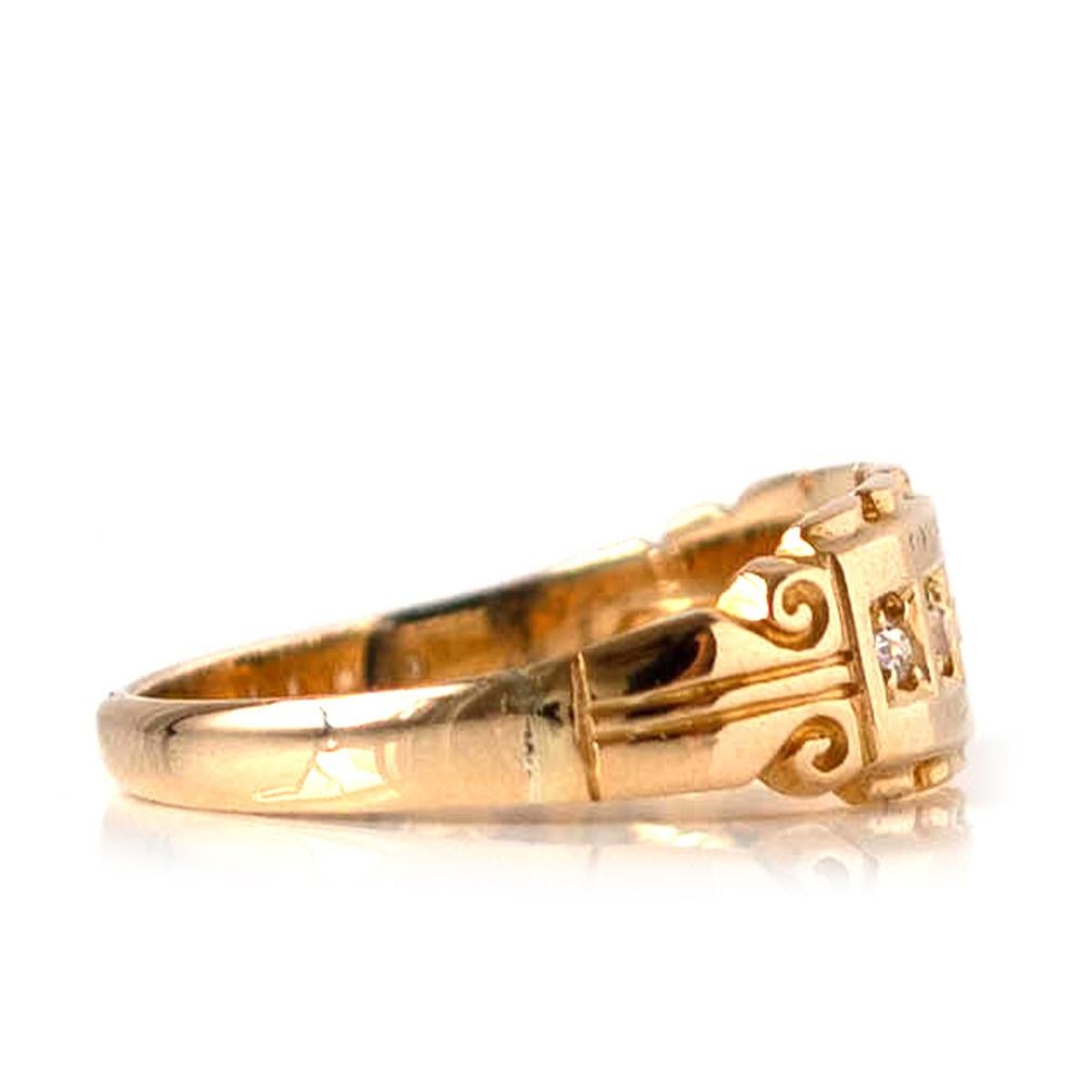 Antique Victorian 18ct Yellow Gold Diamond Ring In Good Condition For Sale In London, GB