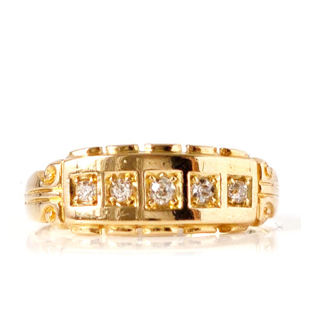 Bague victorienne ancienne en or jaune 18 carats avec diamants Pour femmes en vente