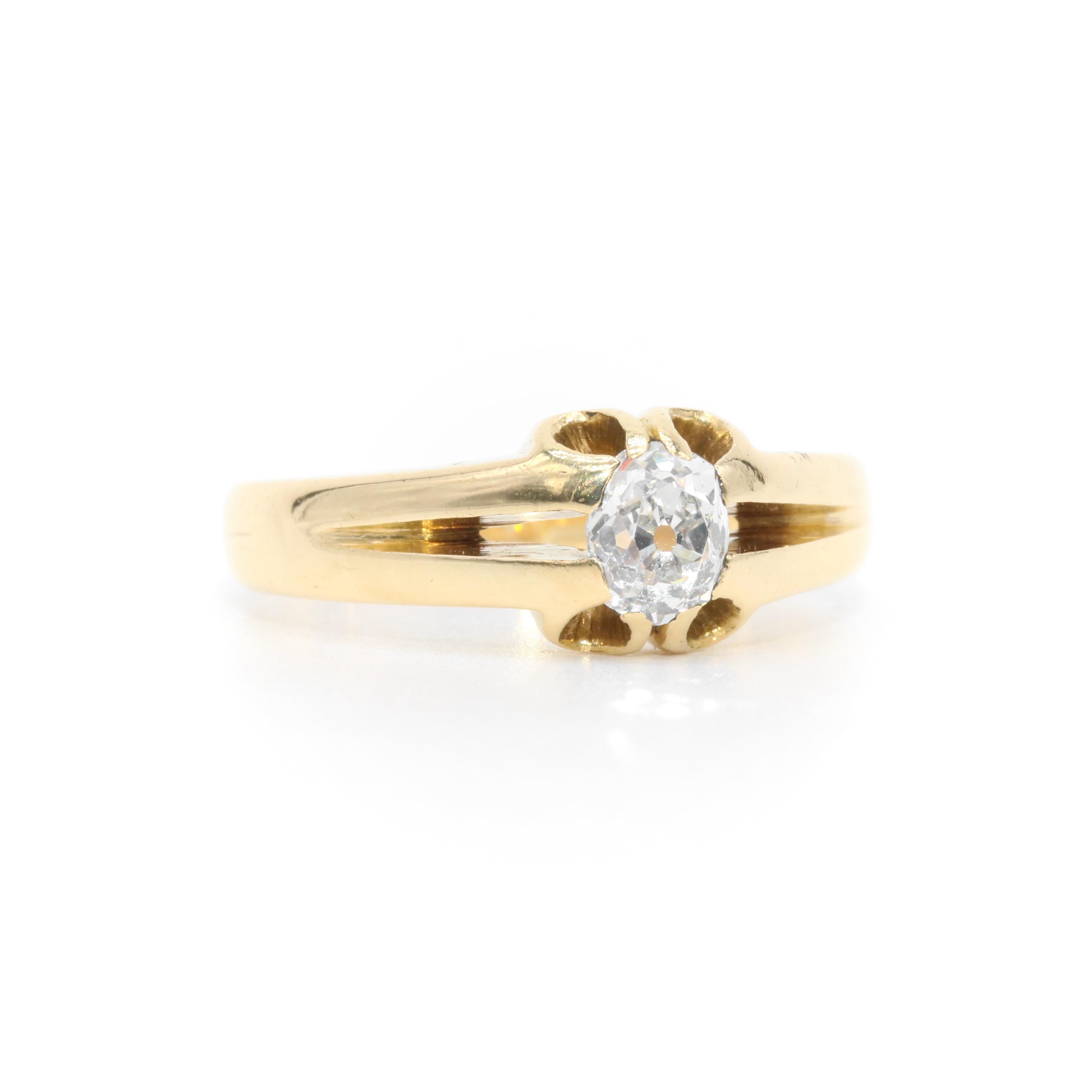 Women's or Men's Antique Victorian 18K Gold 0.54ct Old Mine Cut Diamond Solitaire Belcher Ring For Sale