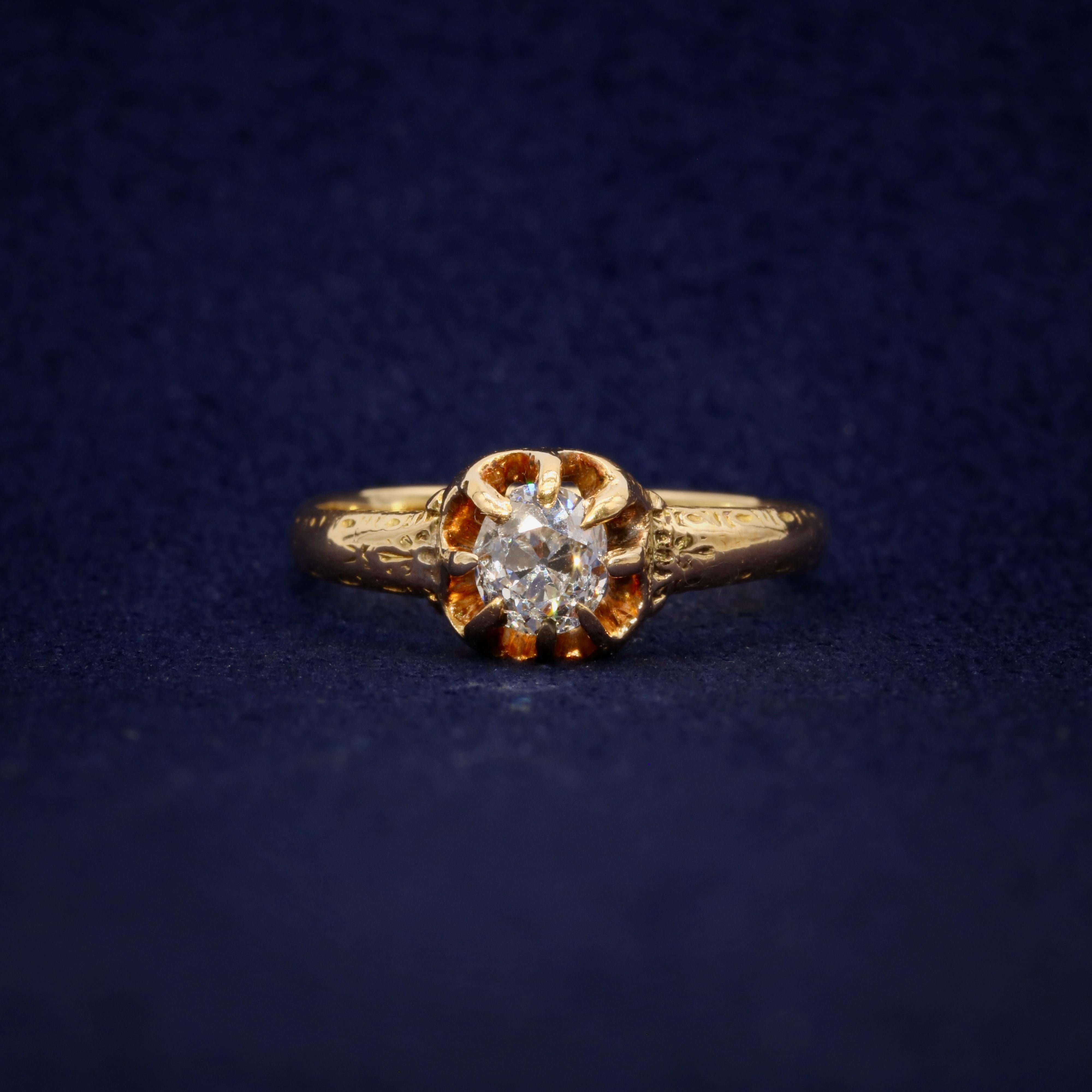 Antique Victorian 18K Gold 0.61ct Old Mine Cut Diamond Belcher Solitaire Ring In Good Condition For Sale In Staines-Upon-Thames, GB