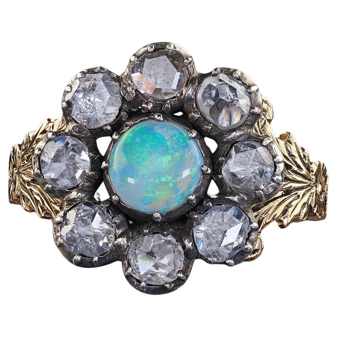 Bague de fiançailles victorienne ancienne en or 18K et argent, avec diamant taillé en rose et opale en vente
