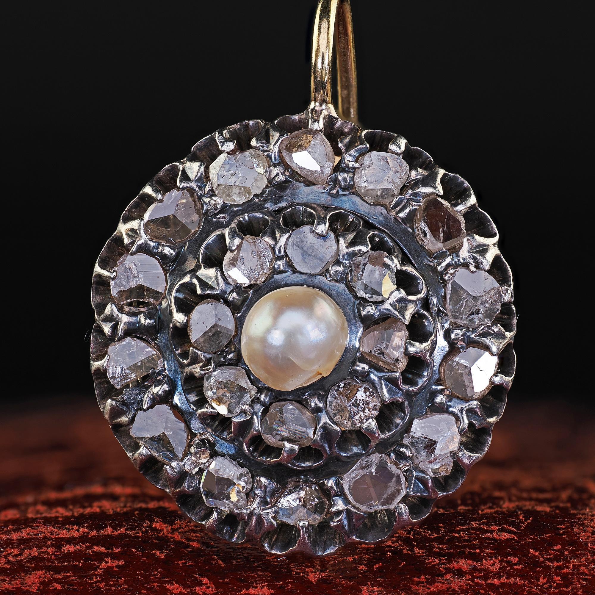 Antiguos pendientes victorianos de oro y plata de 18 quilates con diamantes talla rosa y perlas en venta 1