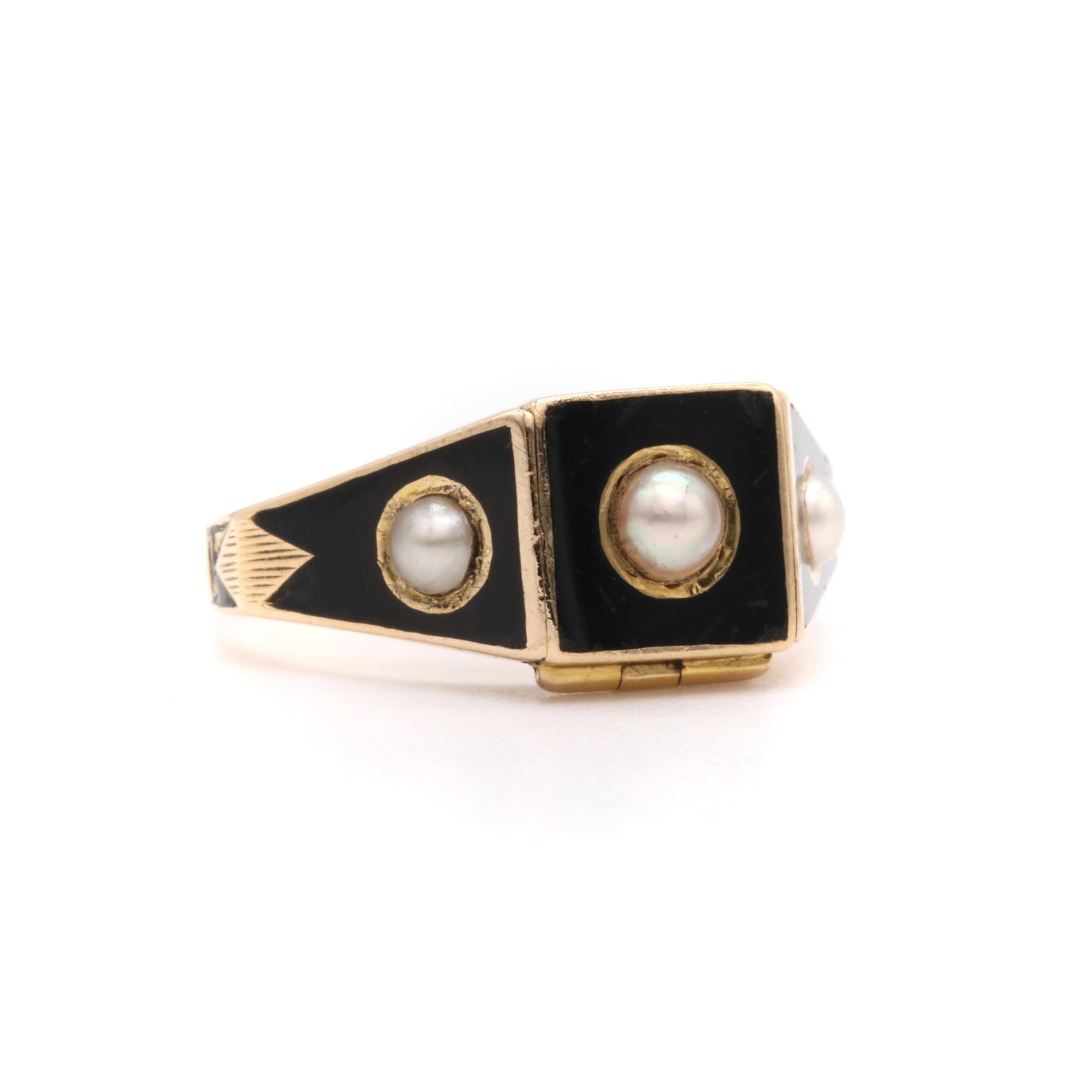 Women's or Men's Antique Victorian 18K Gold Black Enamel and Pearl Hinged Locket Mourning Ring For Sale