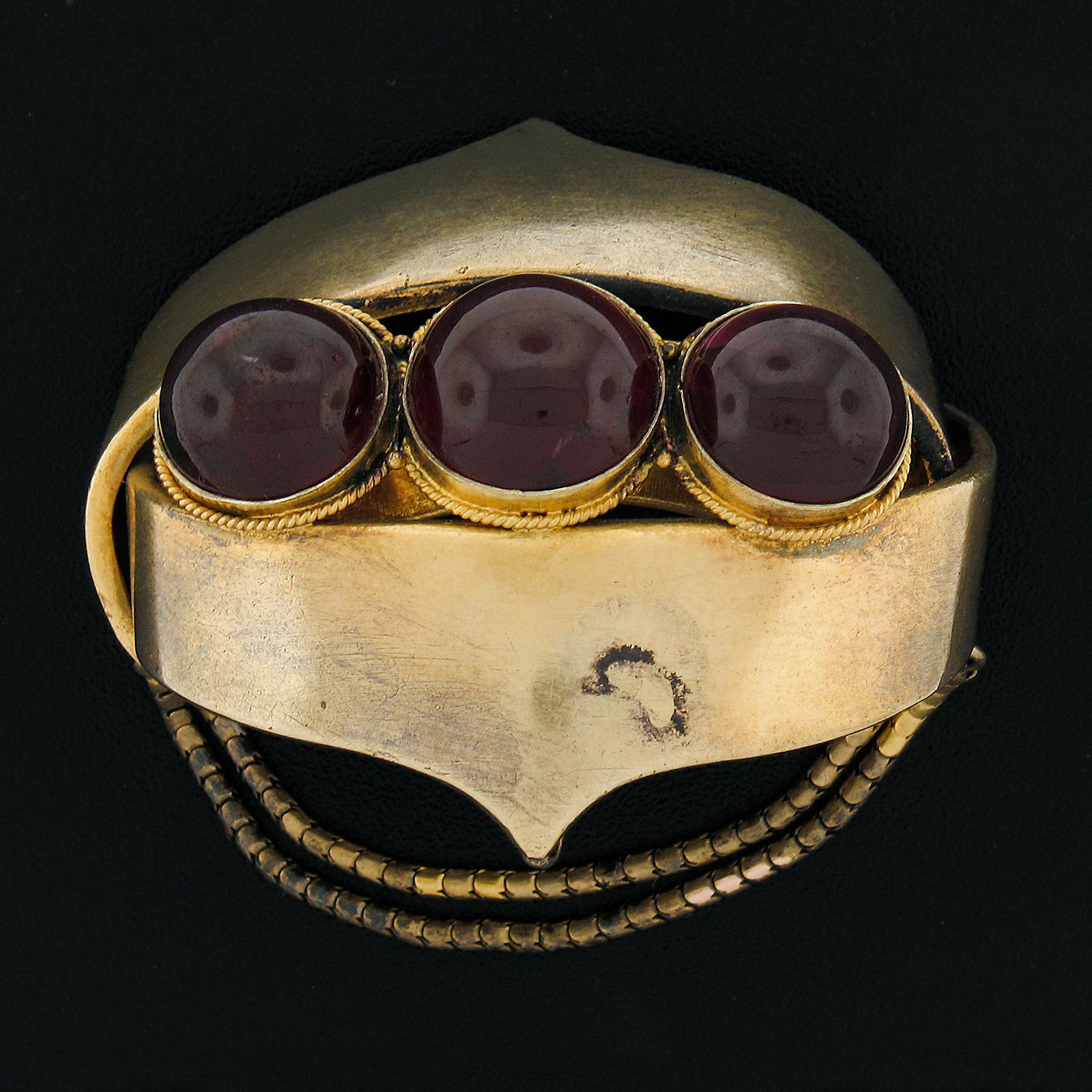 Victorien Pendentif broche/écharpe victorien ancien en or 18 carats avec grenat cabochon pendant en vente