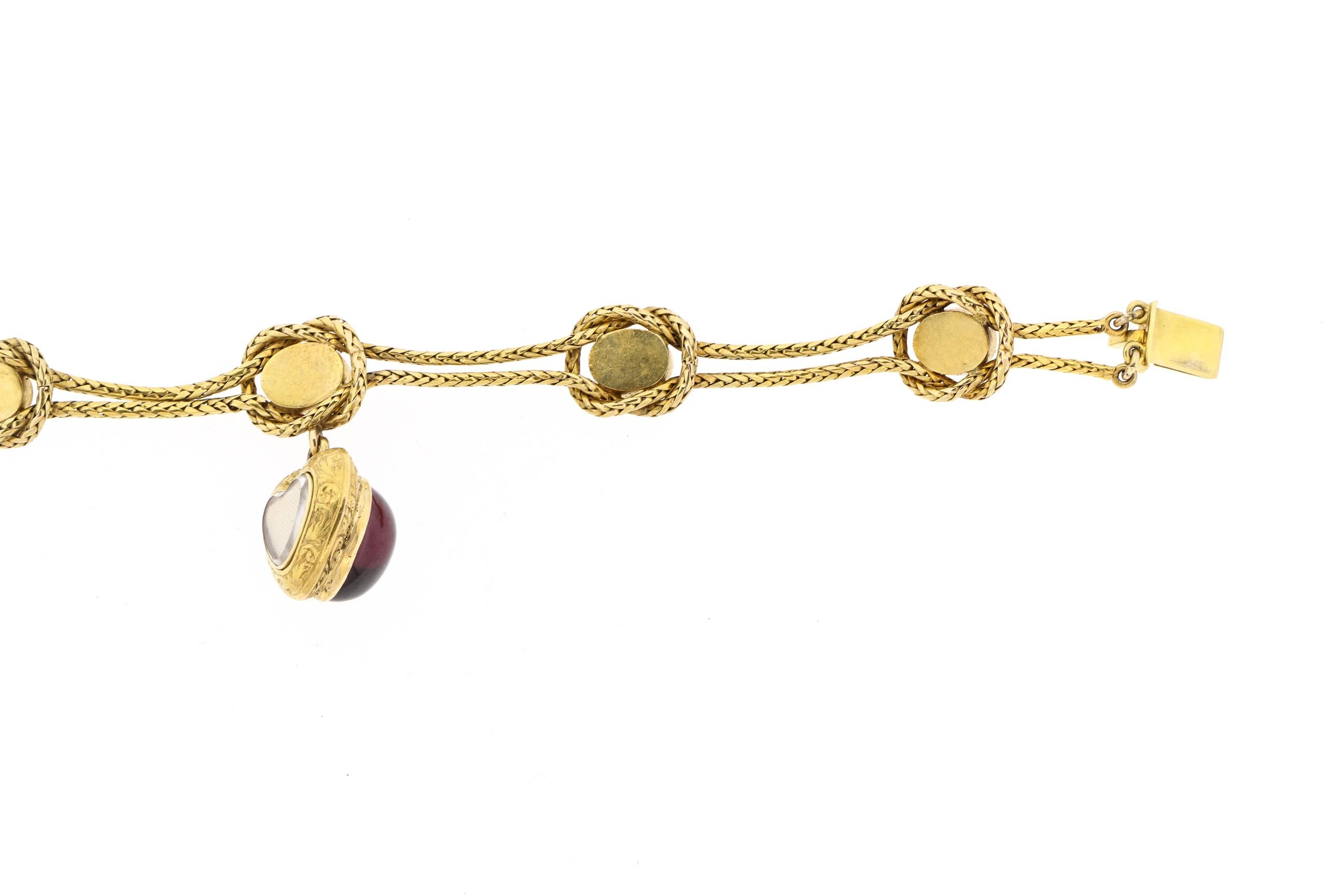 Antique Victorian 18 Karat Gold Carbuncle Garnet Heart Bracelet 3