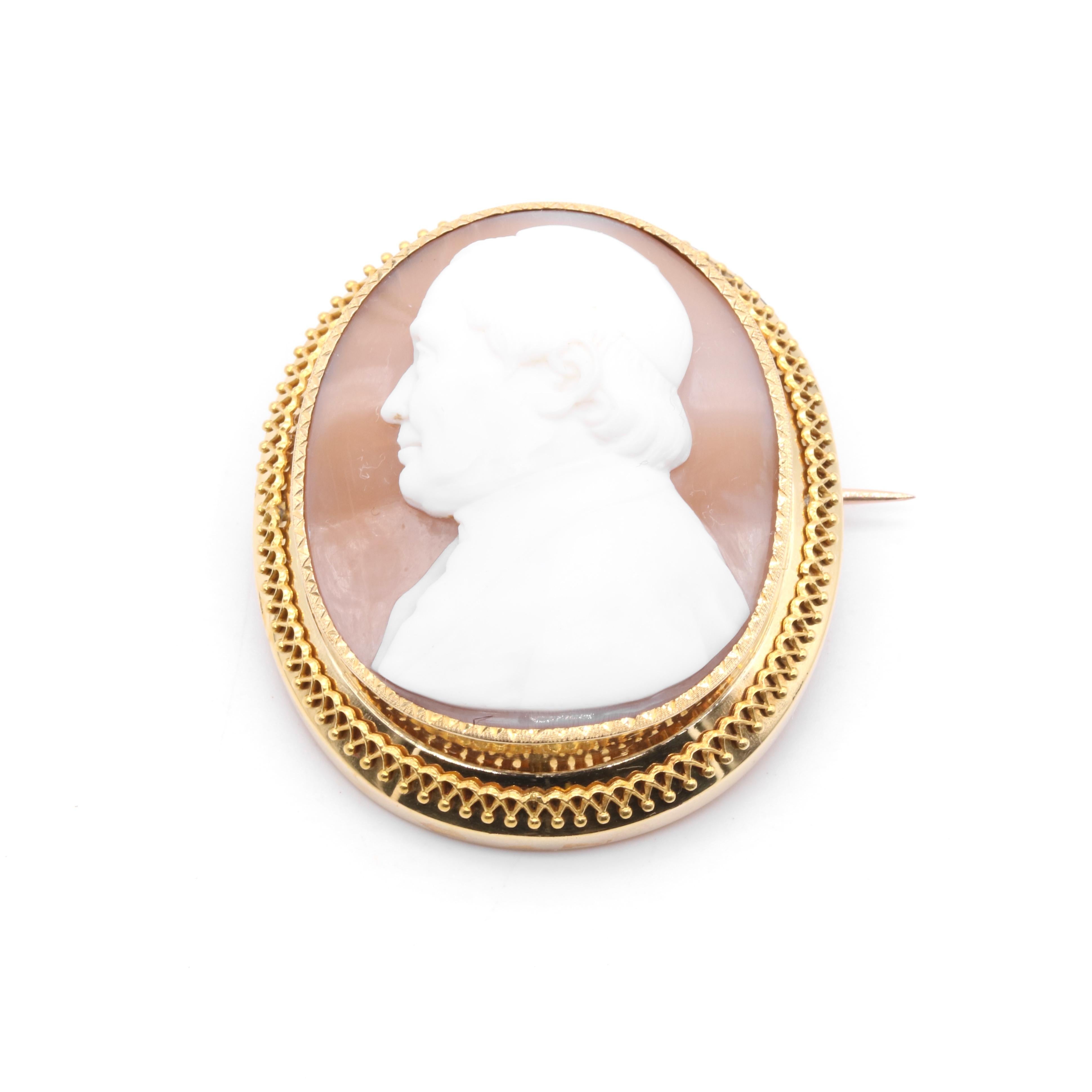 Antique Victorian 18K Gold Carved Shell Cameo Papal Brooch & Earrings Suite For Sale 1