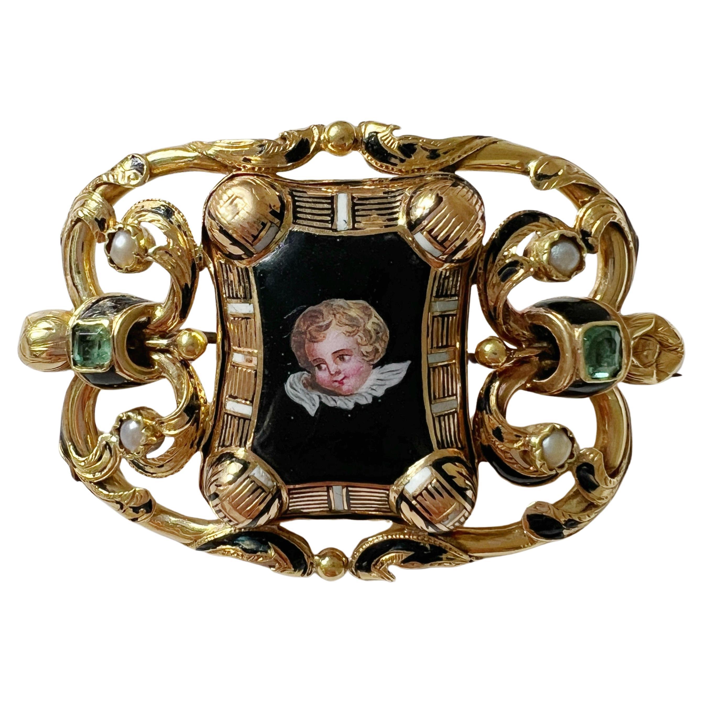 Antique Victorian 18K gold cherub brooch with emeralds and natural pearls For Sale