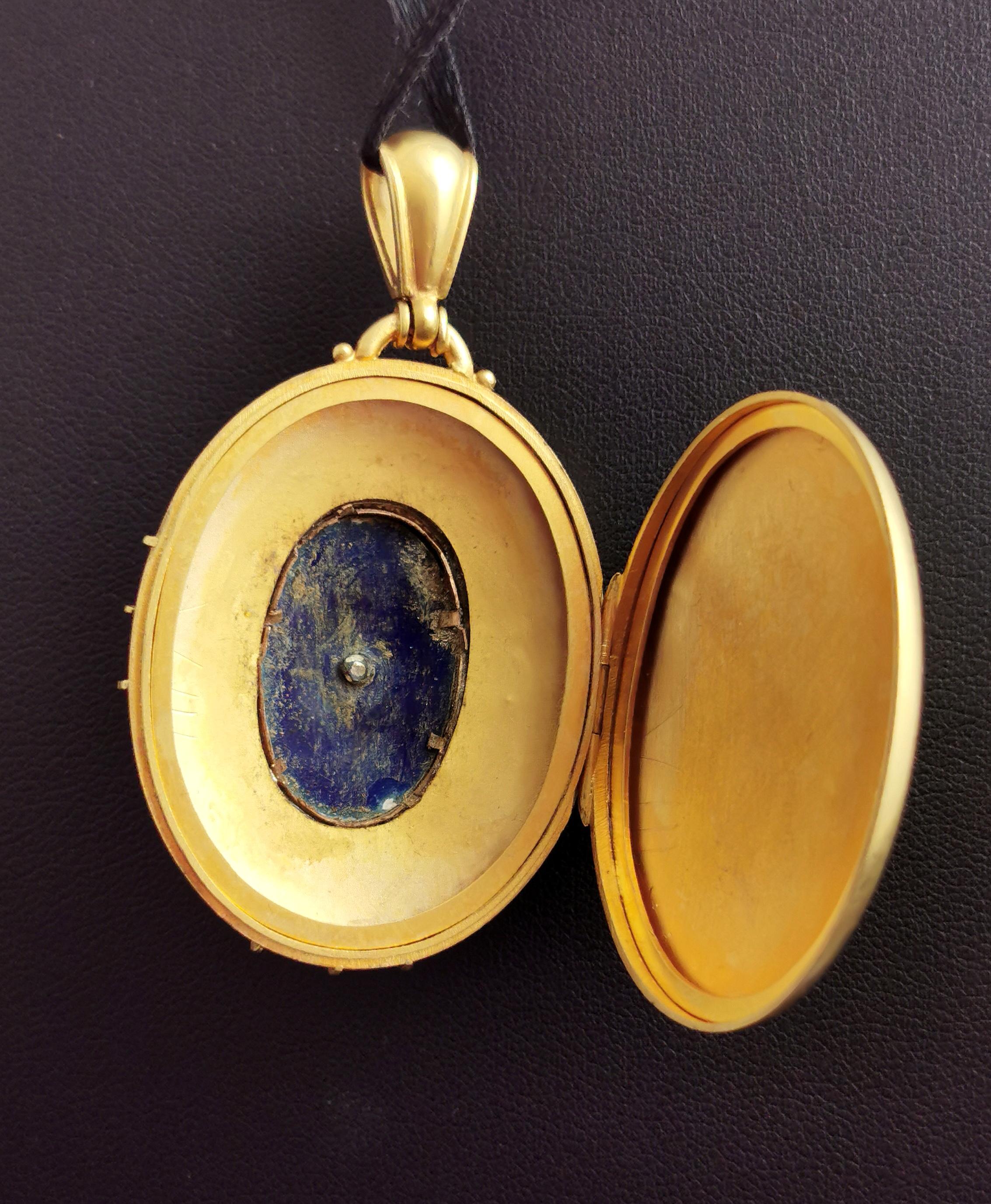 Antique Victorian 18k Gold Diamond and Blue Enamel Locket Pendant For Sale 9