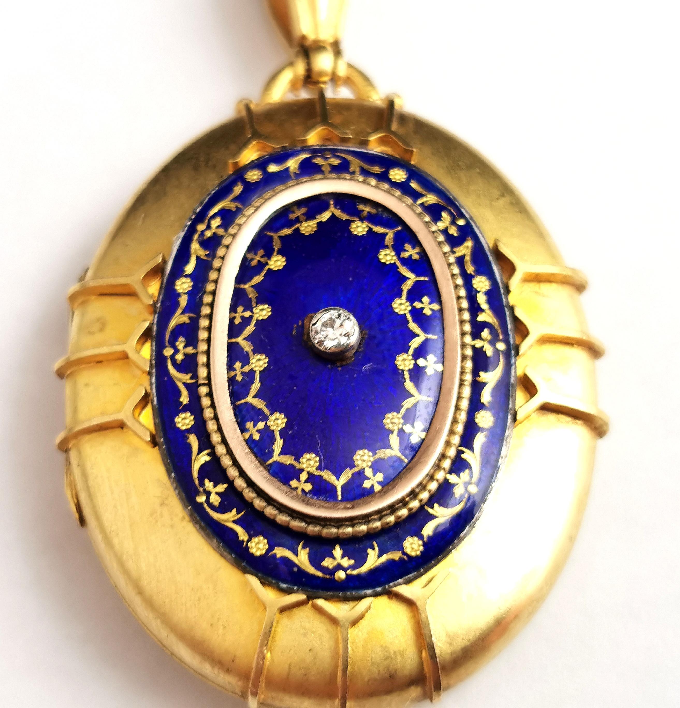 Antique Victorian 18k Gold Diamond and Blue Enamel Locket Pendant For Sale 11
