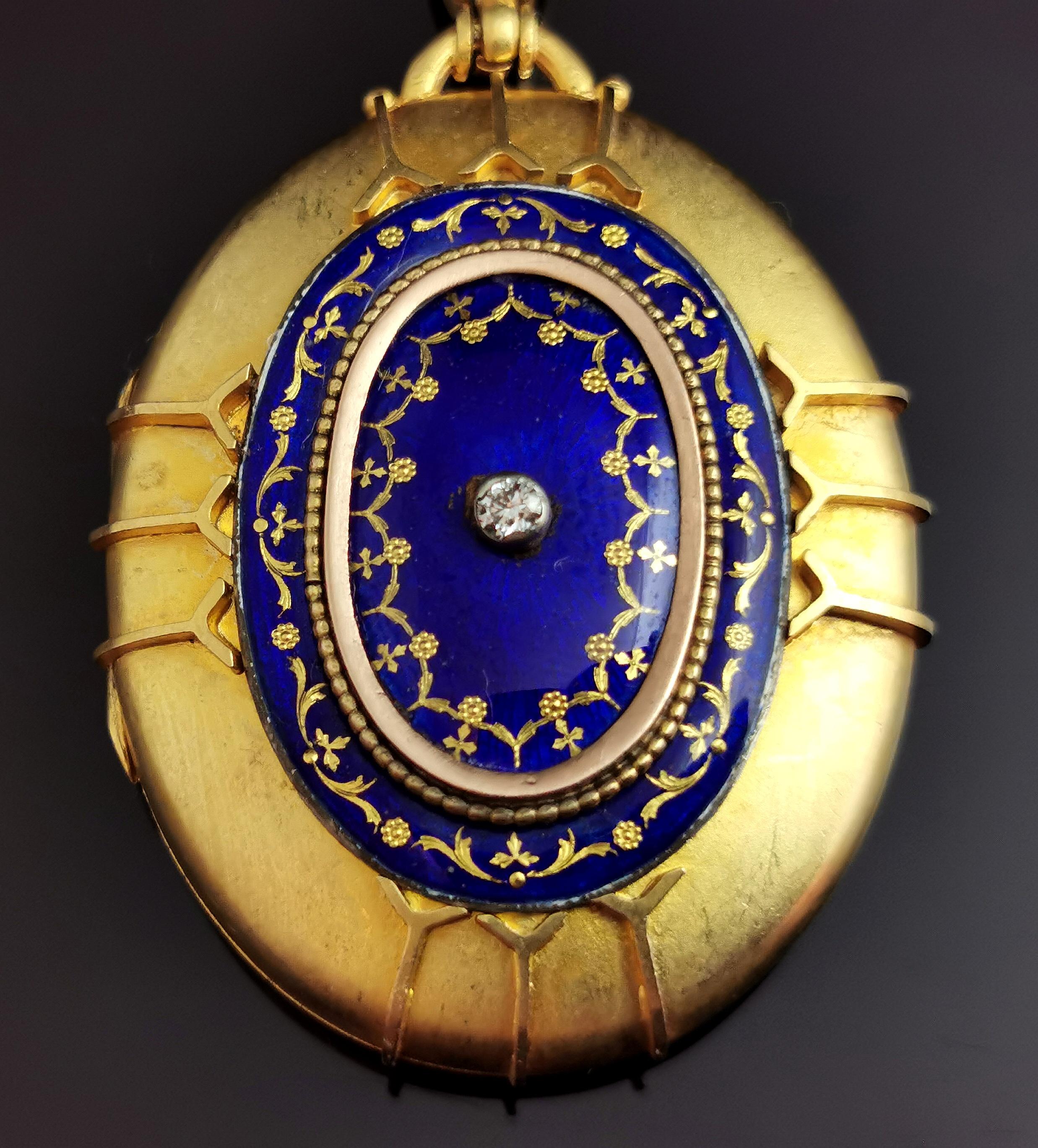 Antique Victorian 18k Gold Diamond and Blue Enamel Locket Pendant For Sale 4