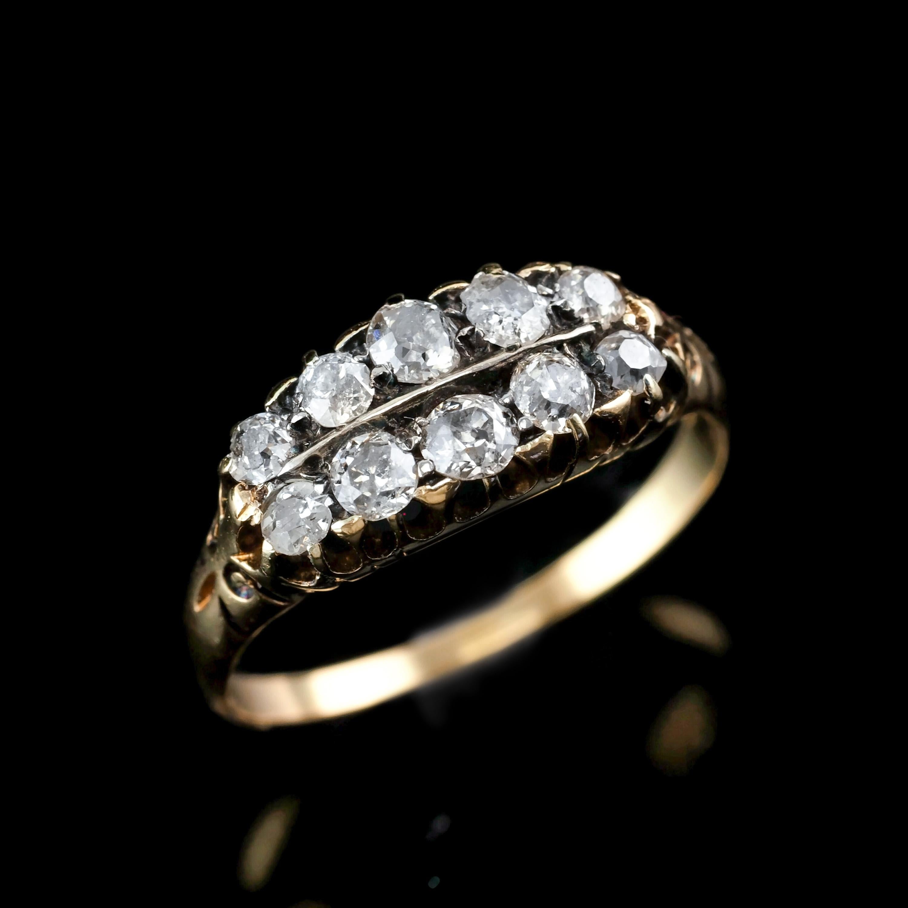 Antique Victorian 18K Gold Diamond Ring Old Cut - Boat Shaped c.1890 For Sale 7