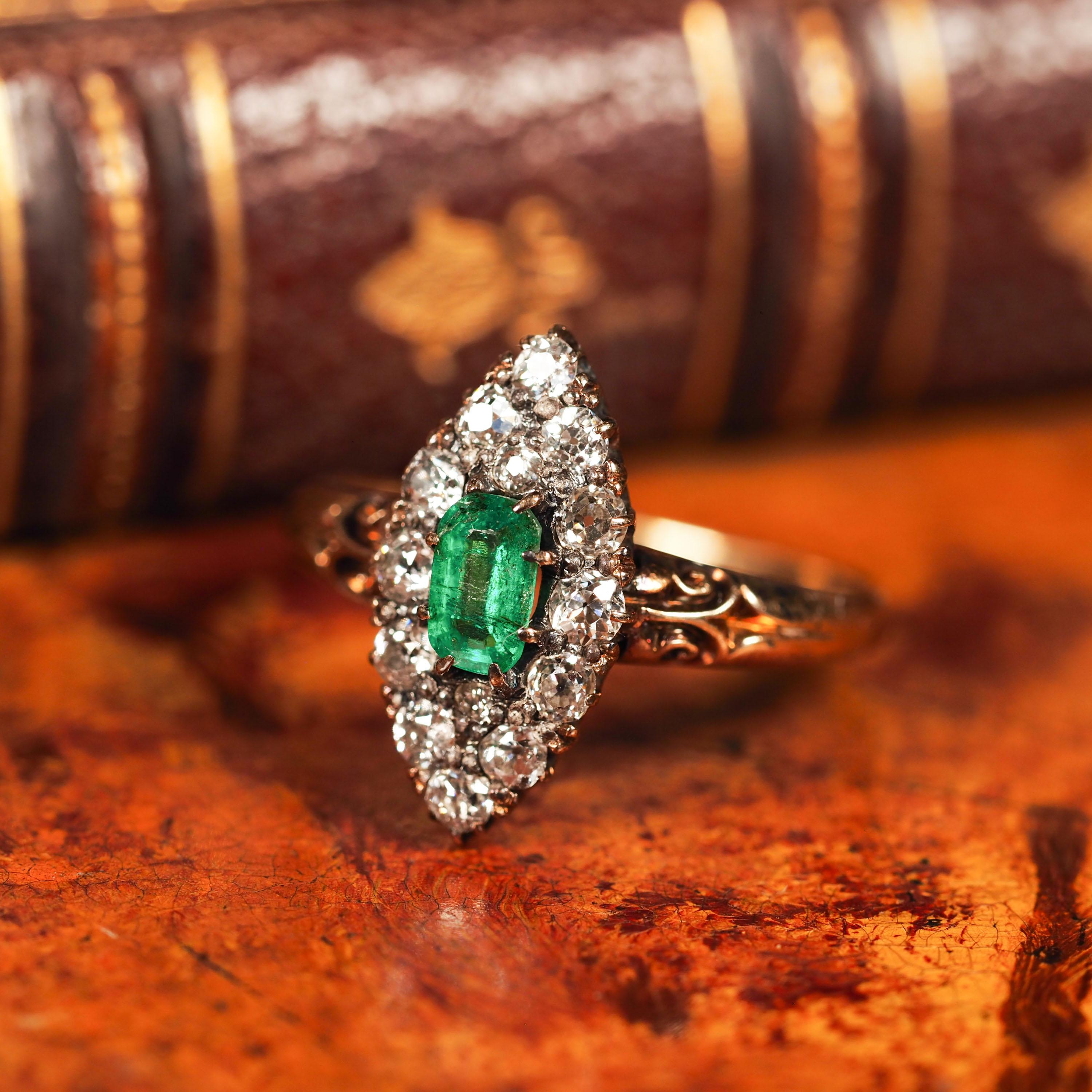 Antique Victorian 18K Gold Emerald & Diamond Navette Cluster Ring - c.1880 In Good Condition For Sale In London, GB