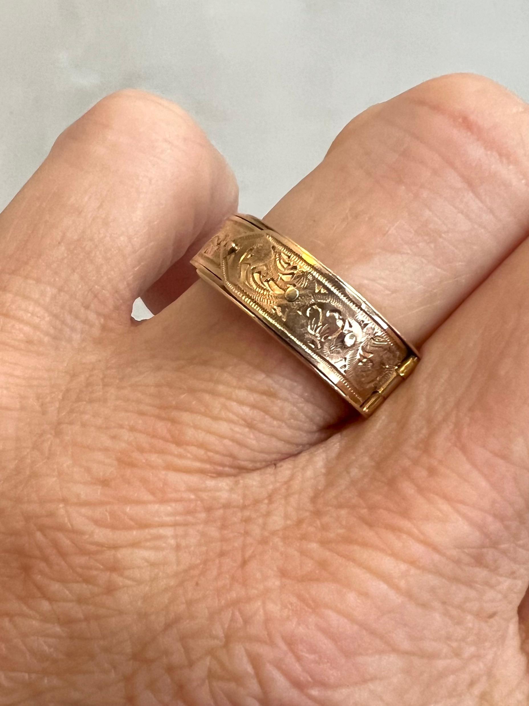 Ancienne bague victorienne en or 18 carats à gravure florale, 1860-1880 en vente 4
