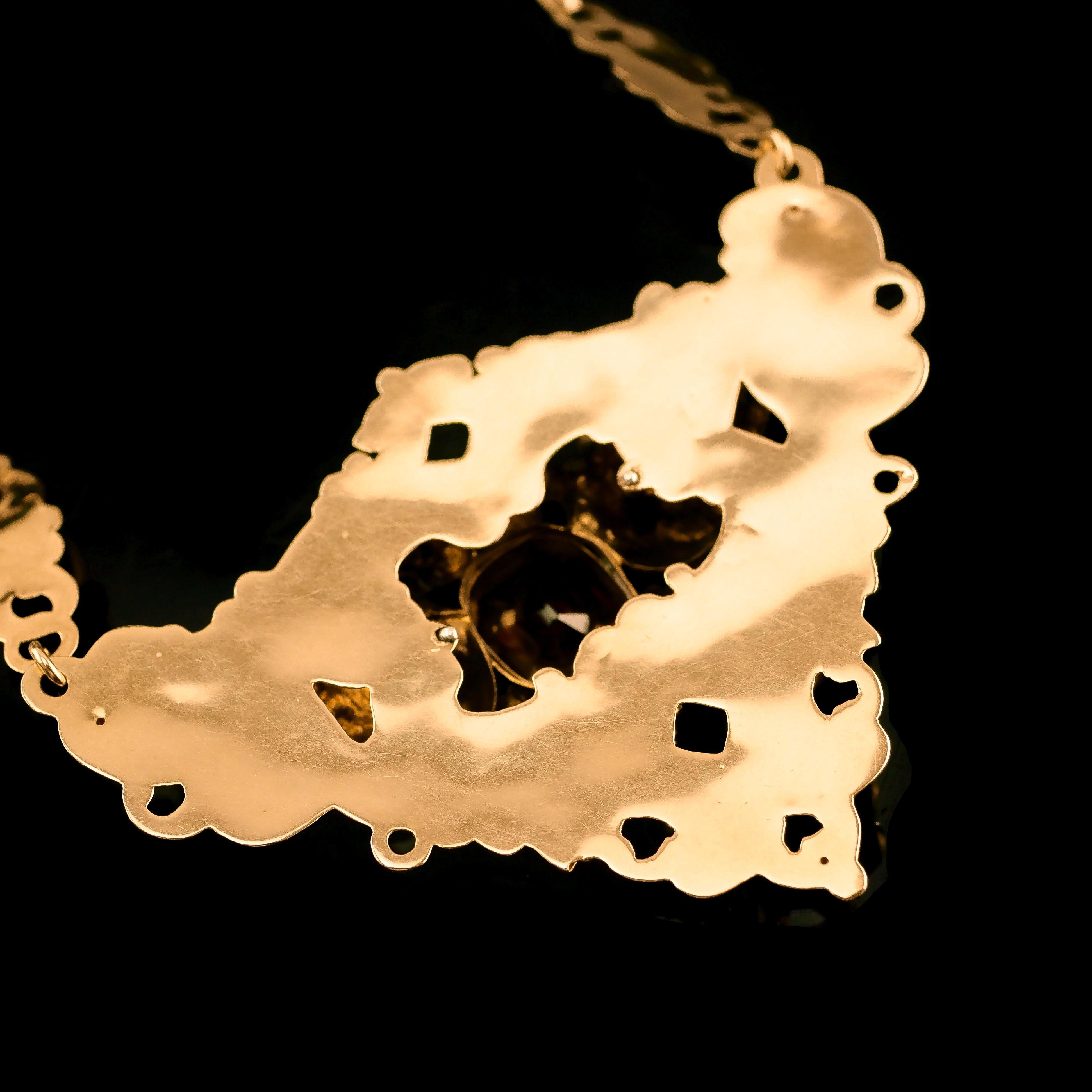 Antique Victorian 18K Gold Garnet Necklace in Baroque Revival Style, c.1840 9