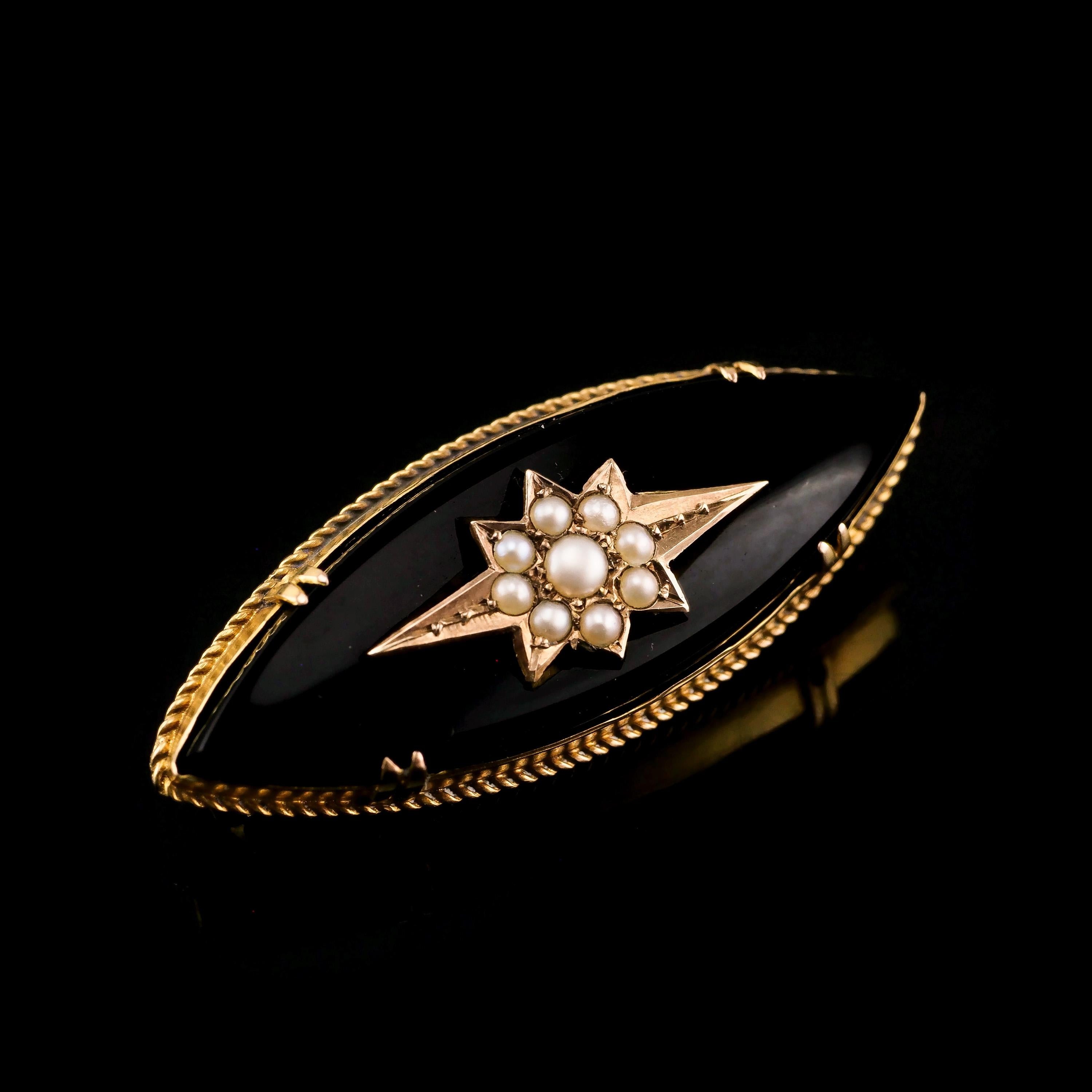 Cabochon Antique Victorian 18k Gold Onyx & Pearl Star Brooch, circa 1890 For Sale