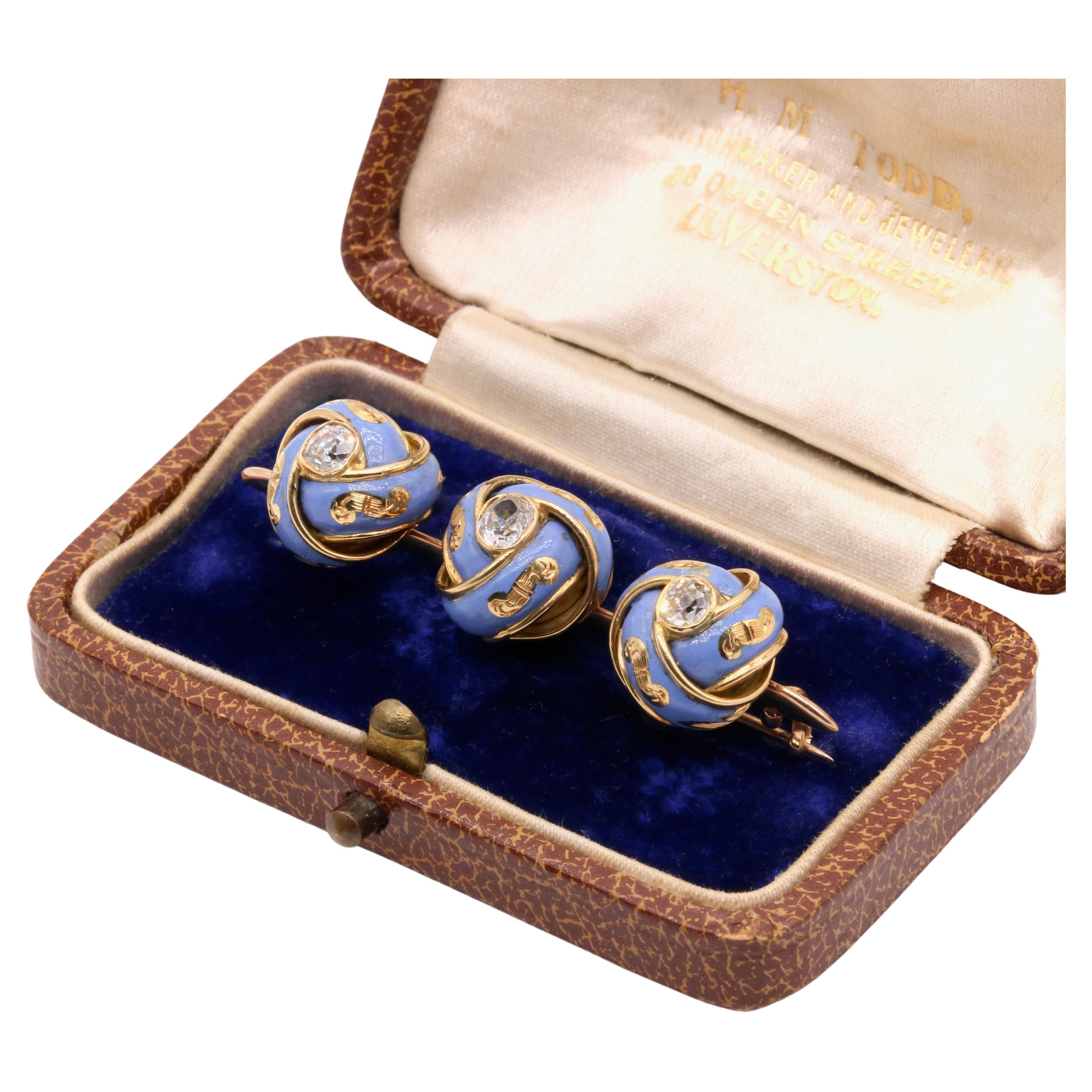 Antike viktorianische Knotenbrosche aus 18 Karat Gold blassblauer Emaille und 1,09 Karat Diamant im Altschliff