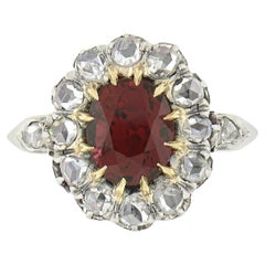 Bague victorienne ancienne en or 18 carats et platine avec spinelle rouge GIA BURMA et halo de diamants