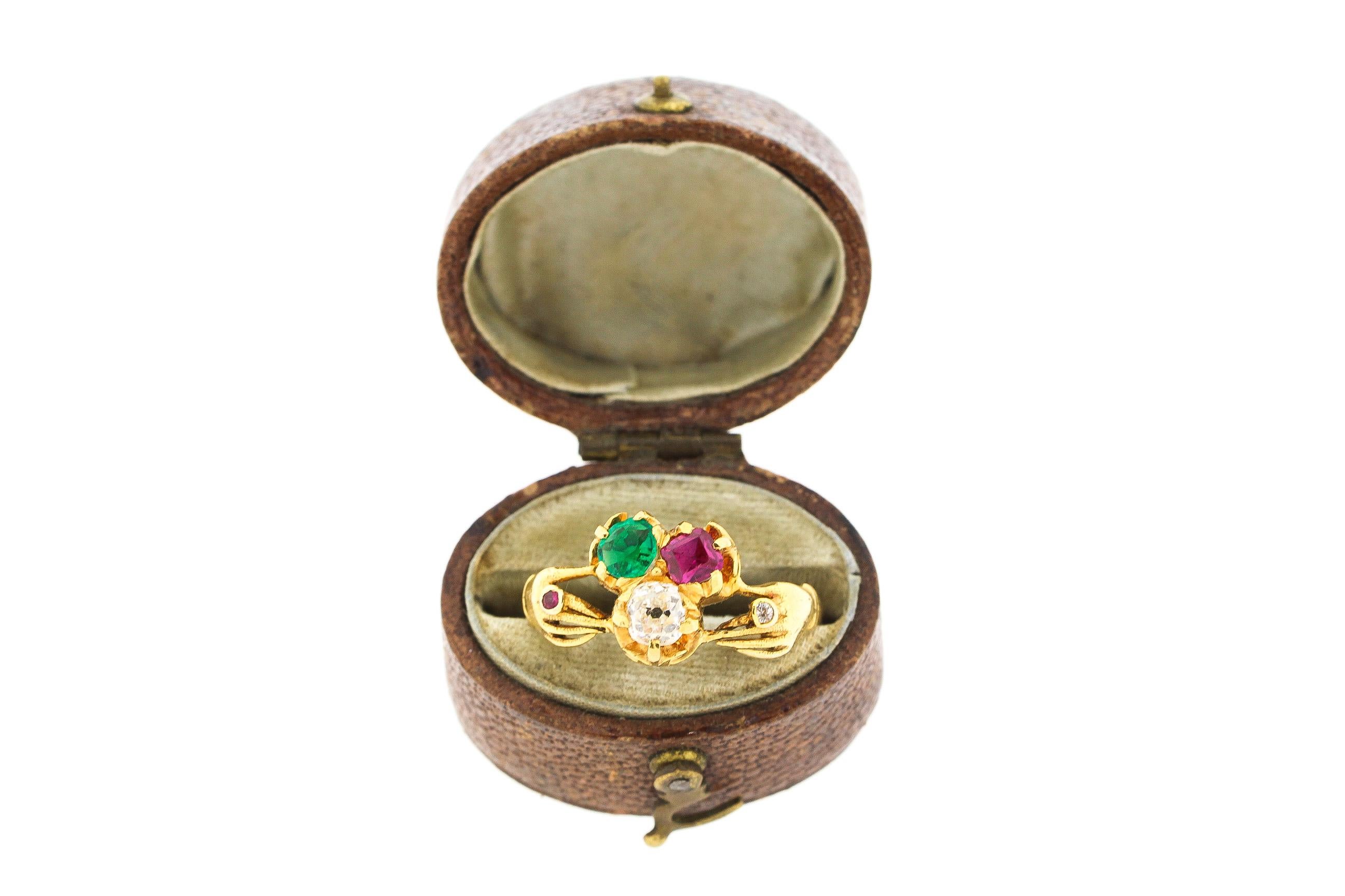 Antique Victorian 18 Karat Gold Ruby Diamond Emerald Fede Ring In Good Condition For Sale In New York, NY