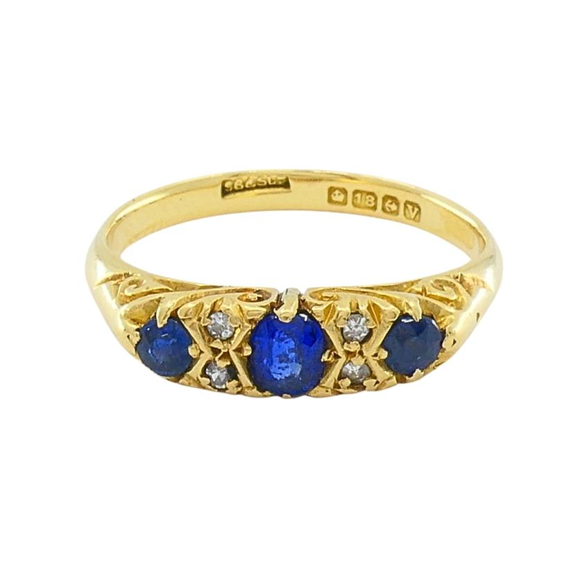 Vittoriano Anello antico vittoriano in oro 18 carati con zaffiro e diamante in vendita