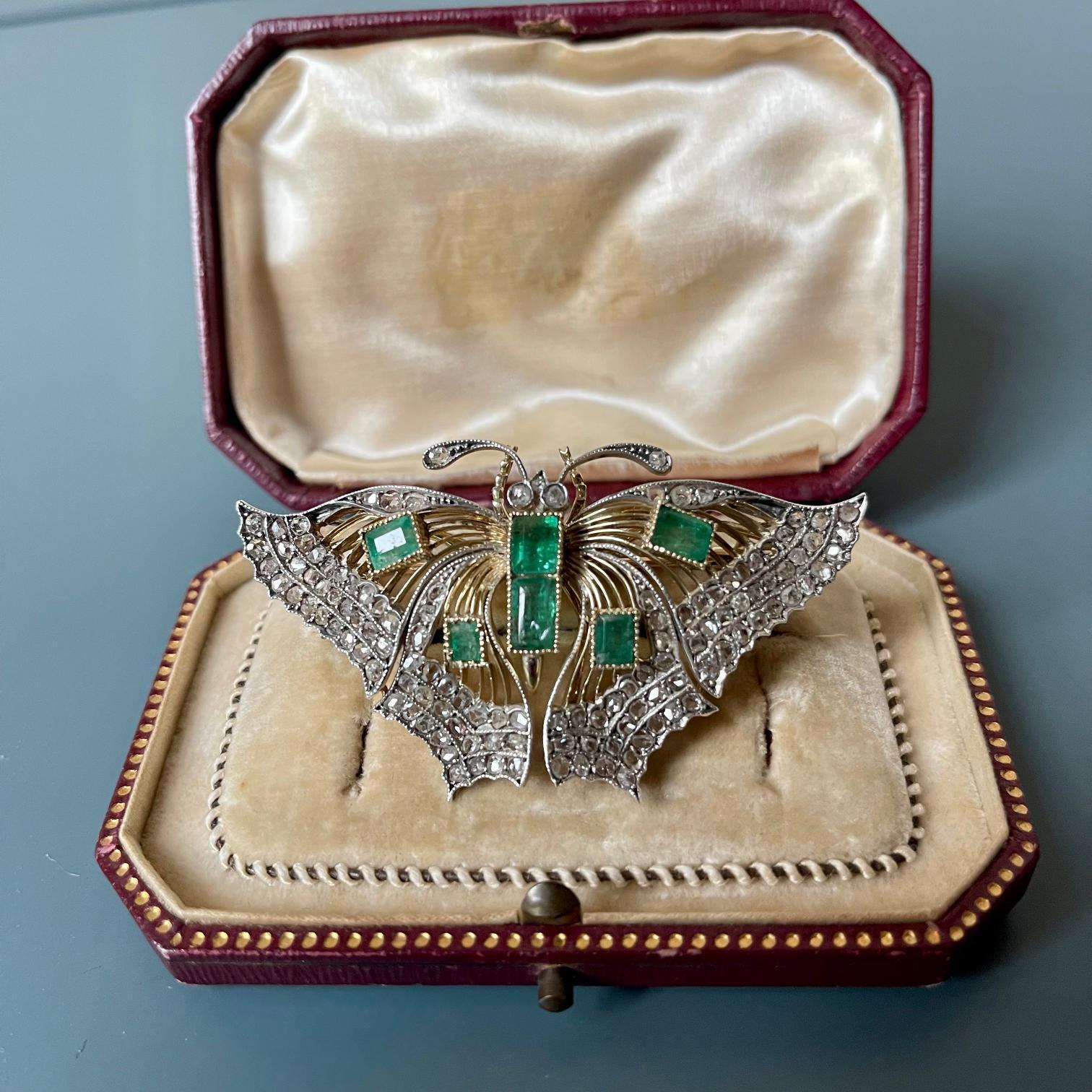 Women's or Men's Antique Victorian 18K Gold Silver Diamond Emerald Butterfly Brooch C 1880 For Sale