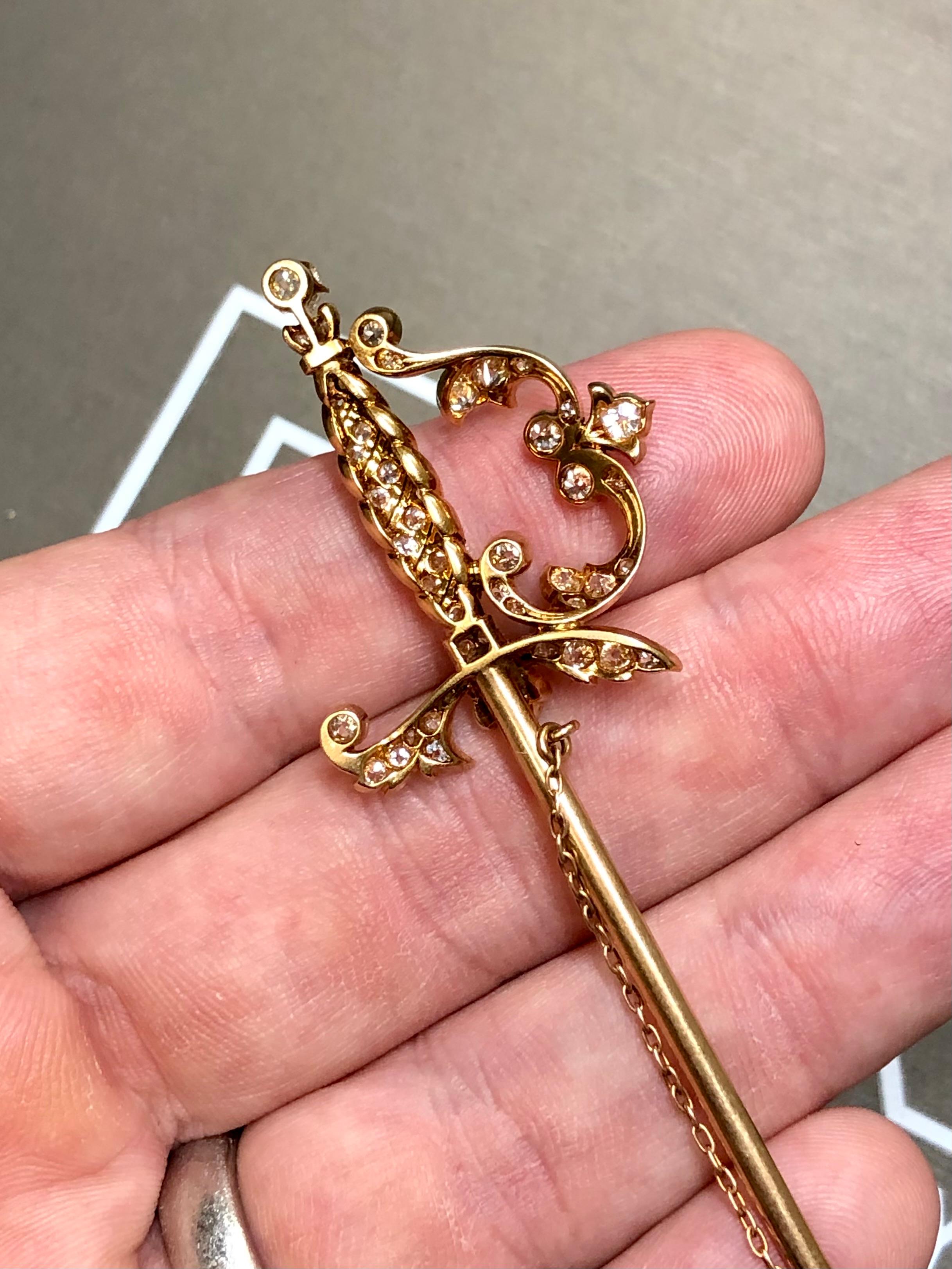Antique Victorian 18k Old Mine Cut Diamond Saber Jabot Brooch Pin In Good Condition For Sale In Winter Springs, FL