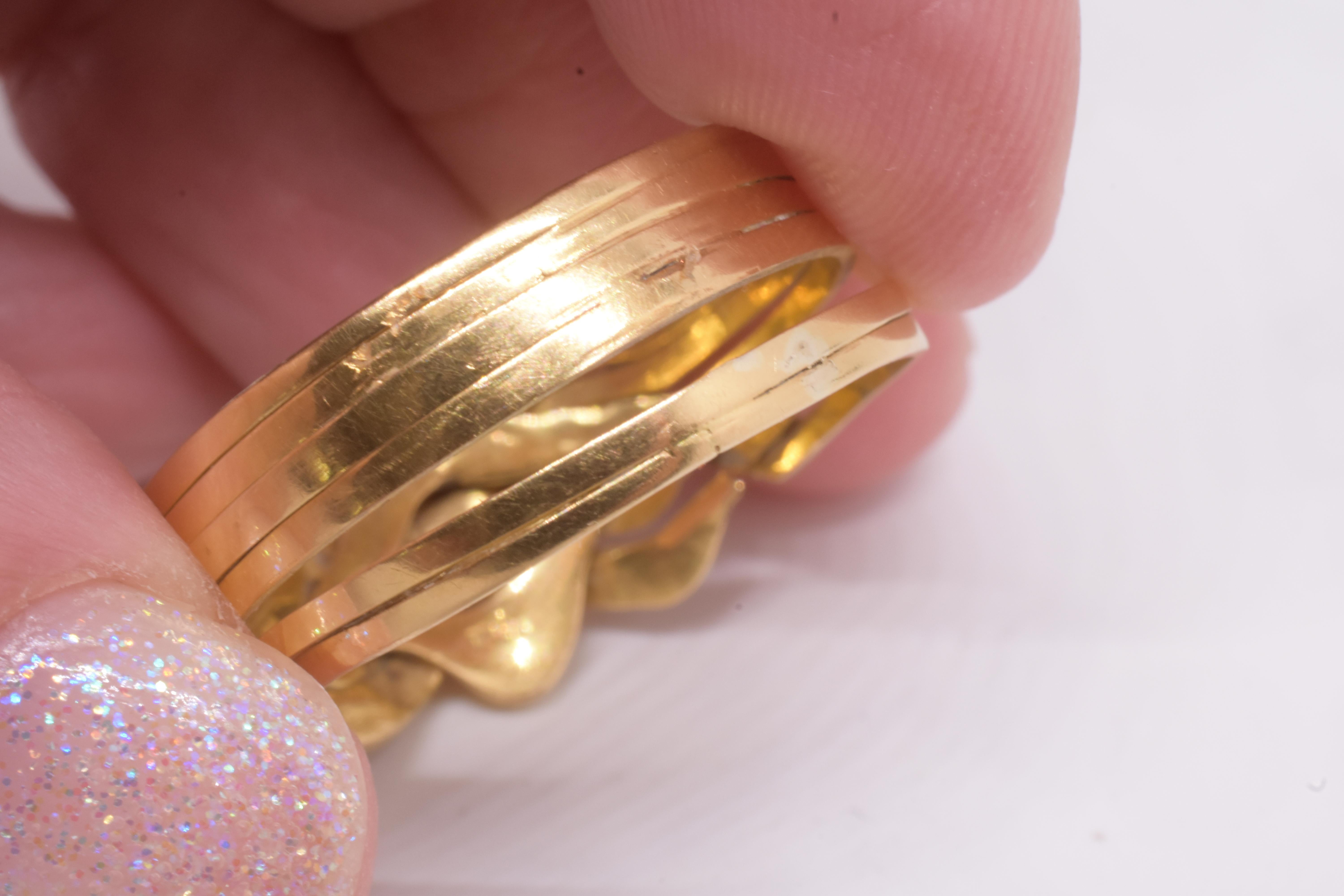 Ancienne bague victorienne 18K en forme de puzzle Unisexe en vente