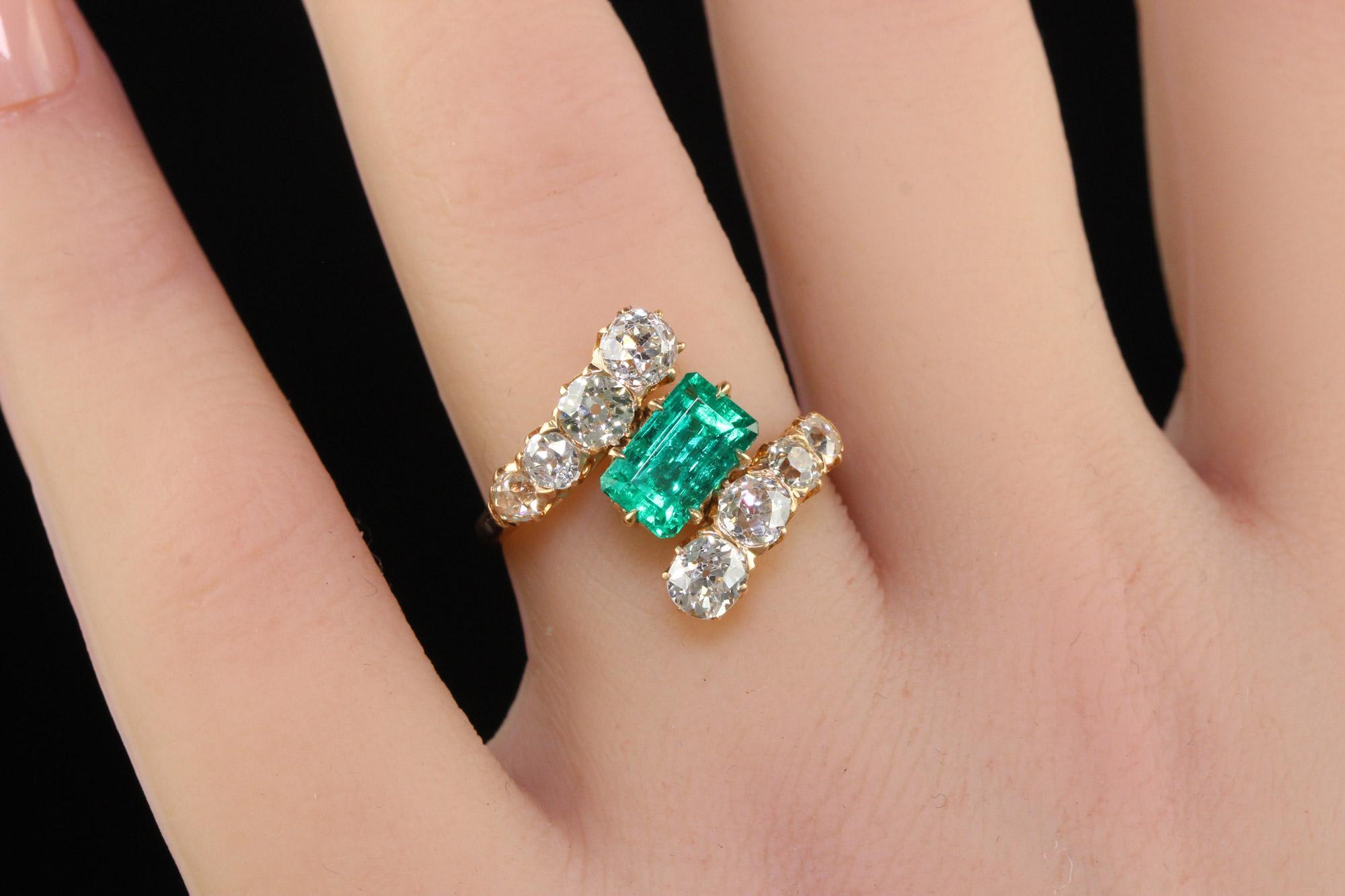 Antique Victorian 18K Rose Gold Old Mine Diamond Emerald Engagement Ring - GIA For Sale 5