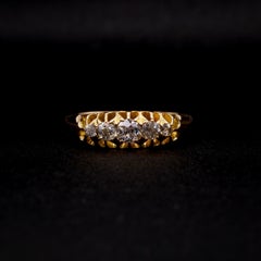 Antique Victorian 18K Yellow Gold 0.27ctw Old European Cut Diamond 5 Stone Ring