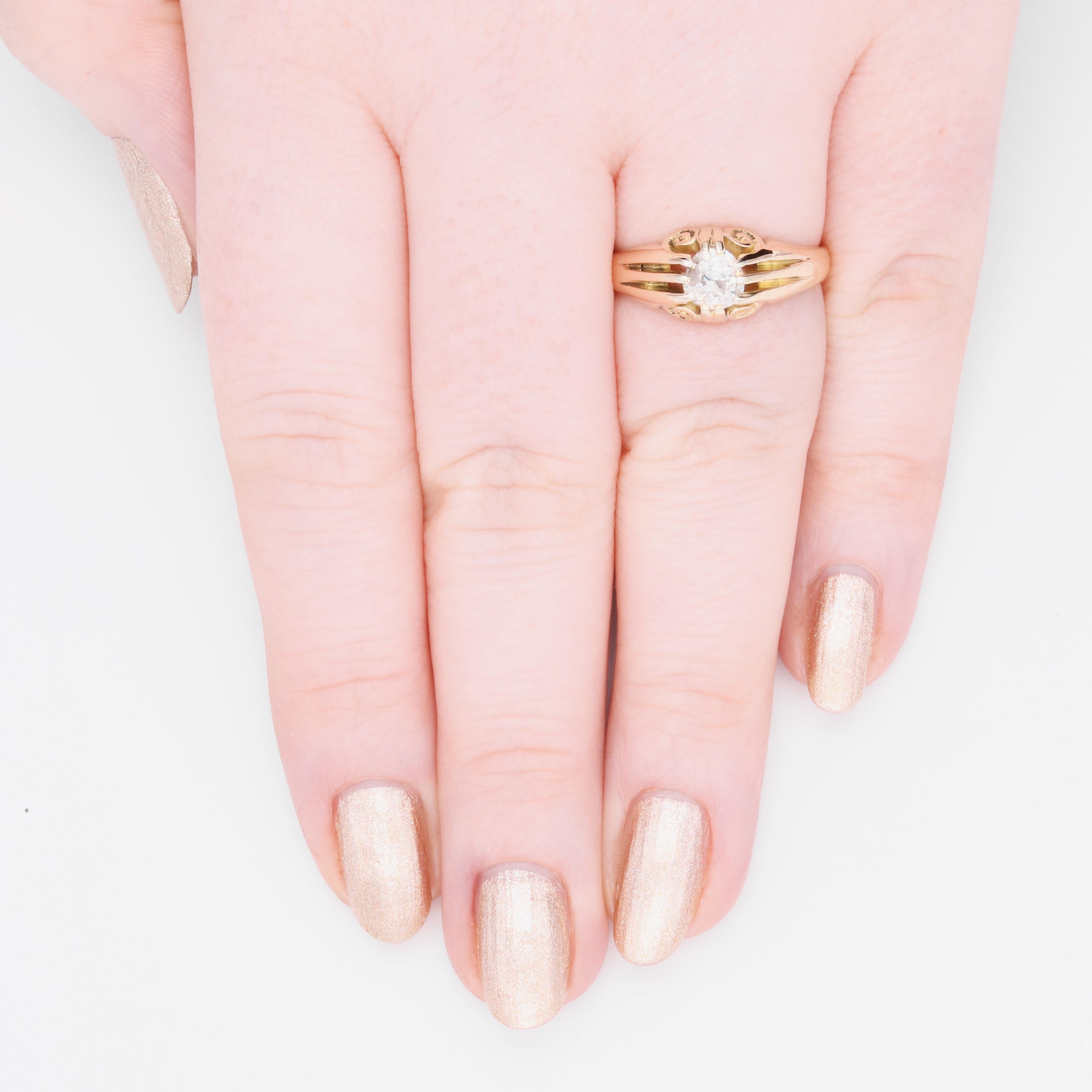 Anillo Solitario Belcher Antiguo Victoriano de Oro Amarillo de 18 K y 0,61 ct de Diamante de Corte Antiguo en venta 6