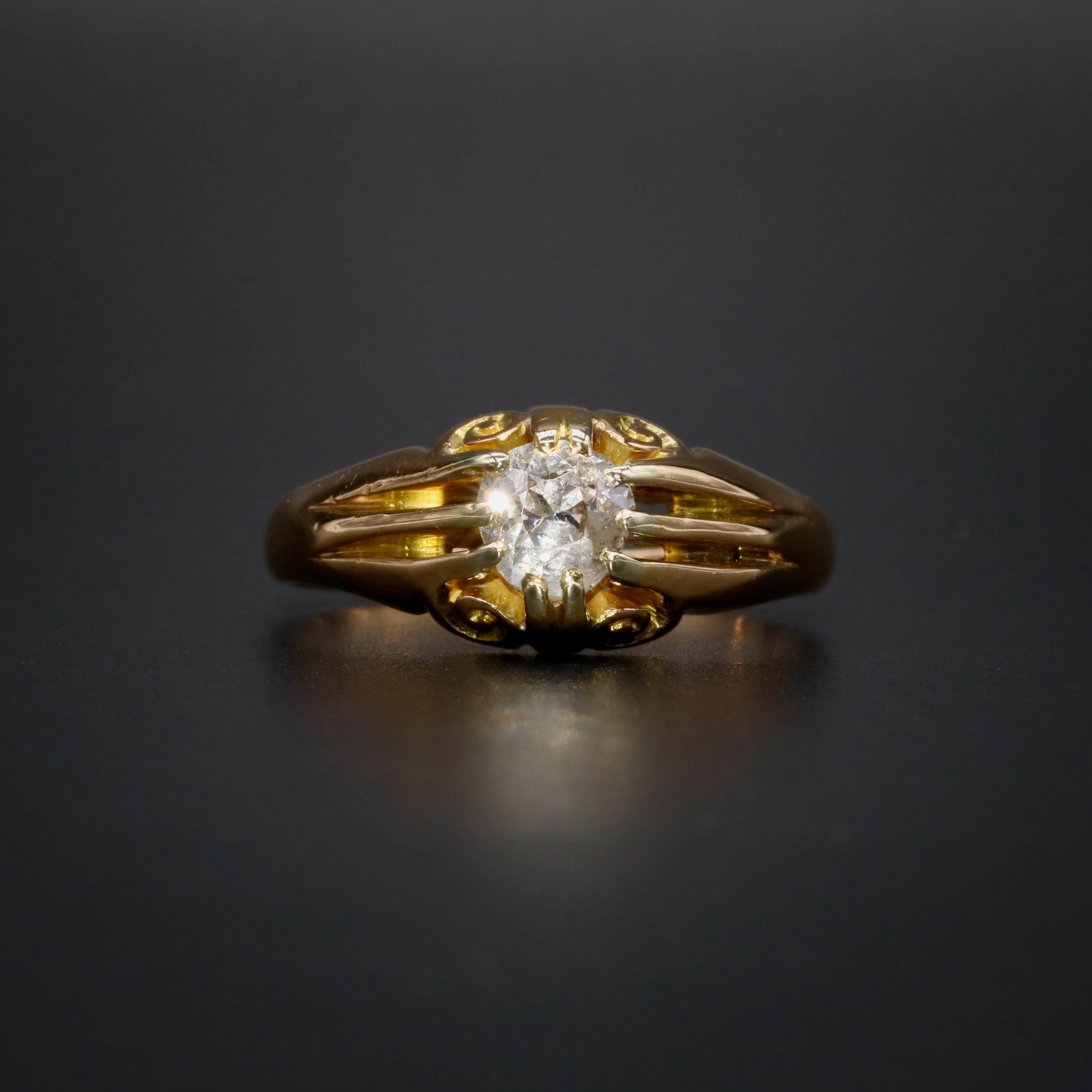 Antique Victorian 18K Yellow Gold 0.61ct Old Cut Diamond Belcher Solitaire Ring In Good Condition For Sale In Staines-Upon-Thames, GB