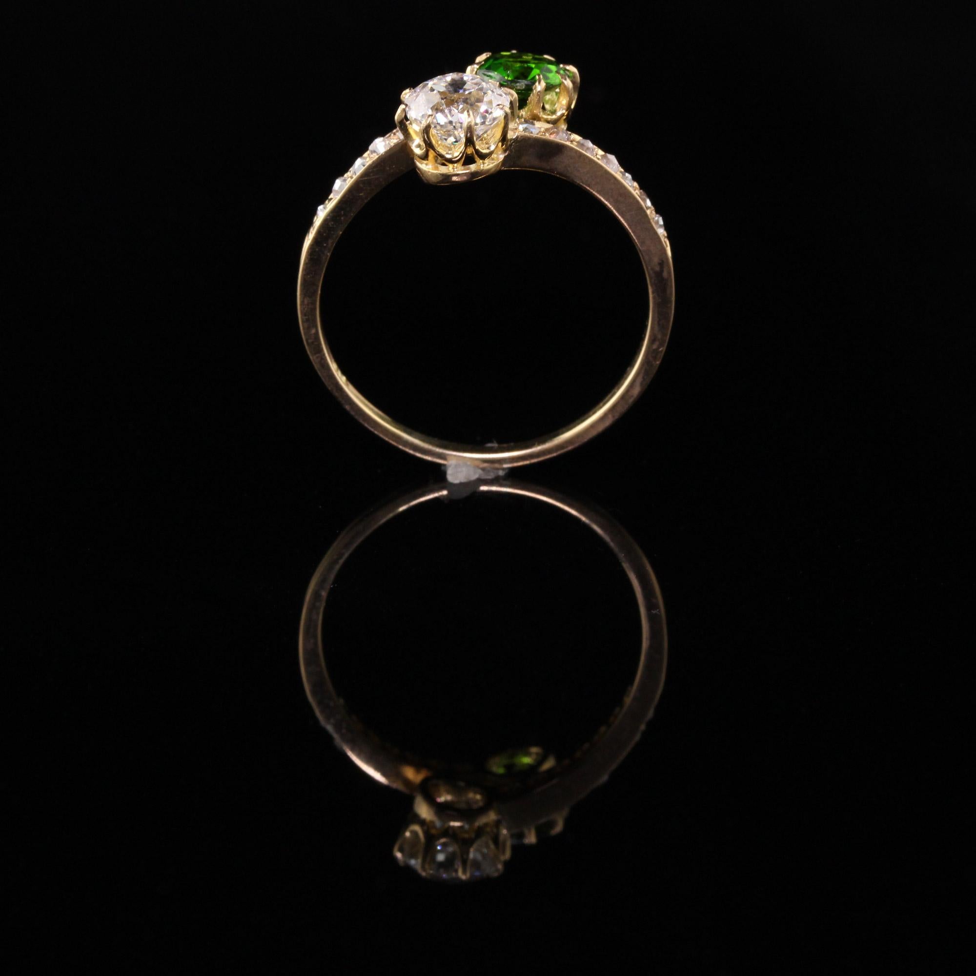 Antique Victorian 18 Karat Gold .95 Carat Old European Diamond and Tsavorite Toi In Excellent Condition In Great Neck, NY