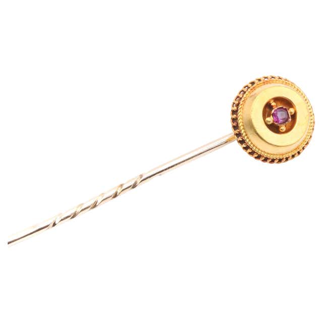 Antique Victorian 9K Yellow Gold Horseshoe Stick Pin For Sale at 1stDibs
