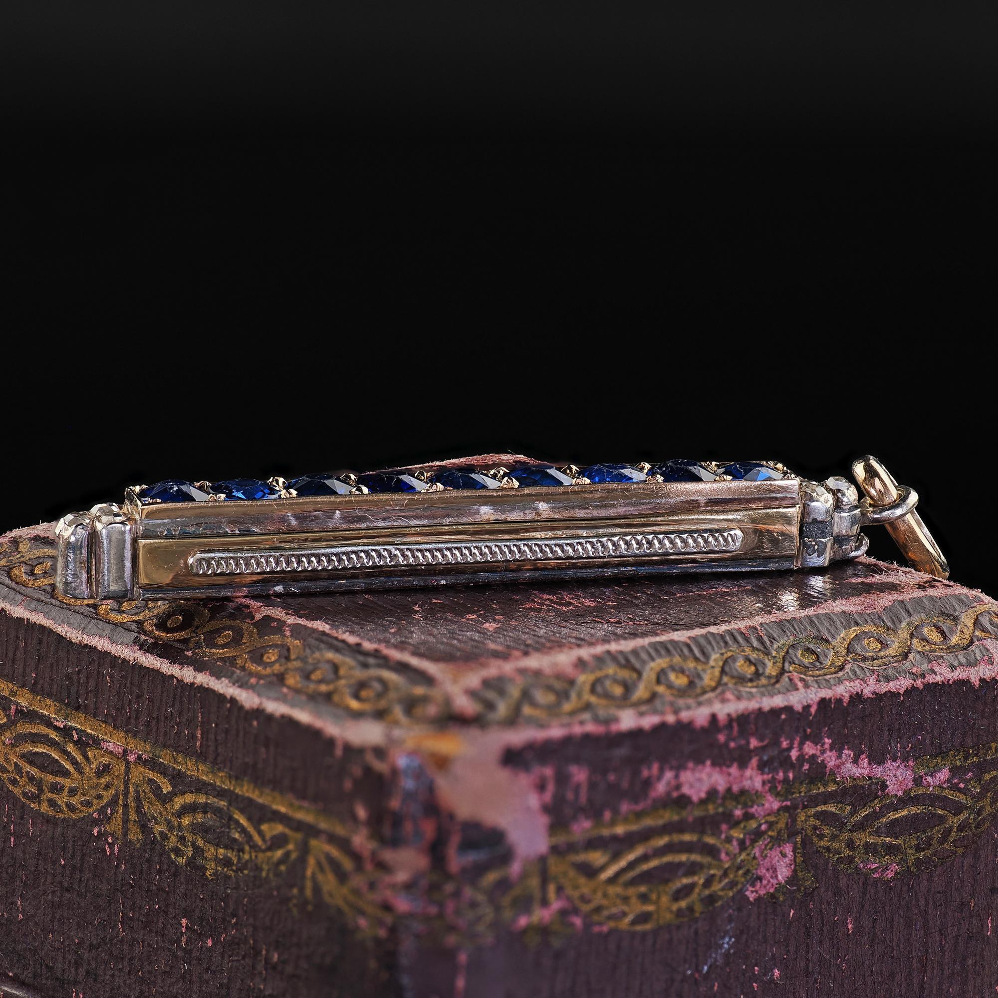 Antico ciondolo vittoriano a barra in oro giallo 18 carati e argento con zaffiro e diamante In condizioni buone in vendita a Great Neck, NY