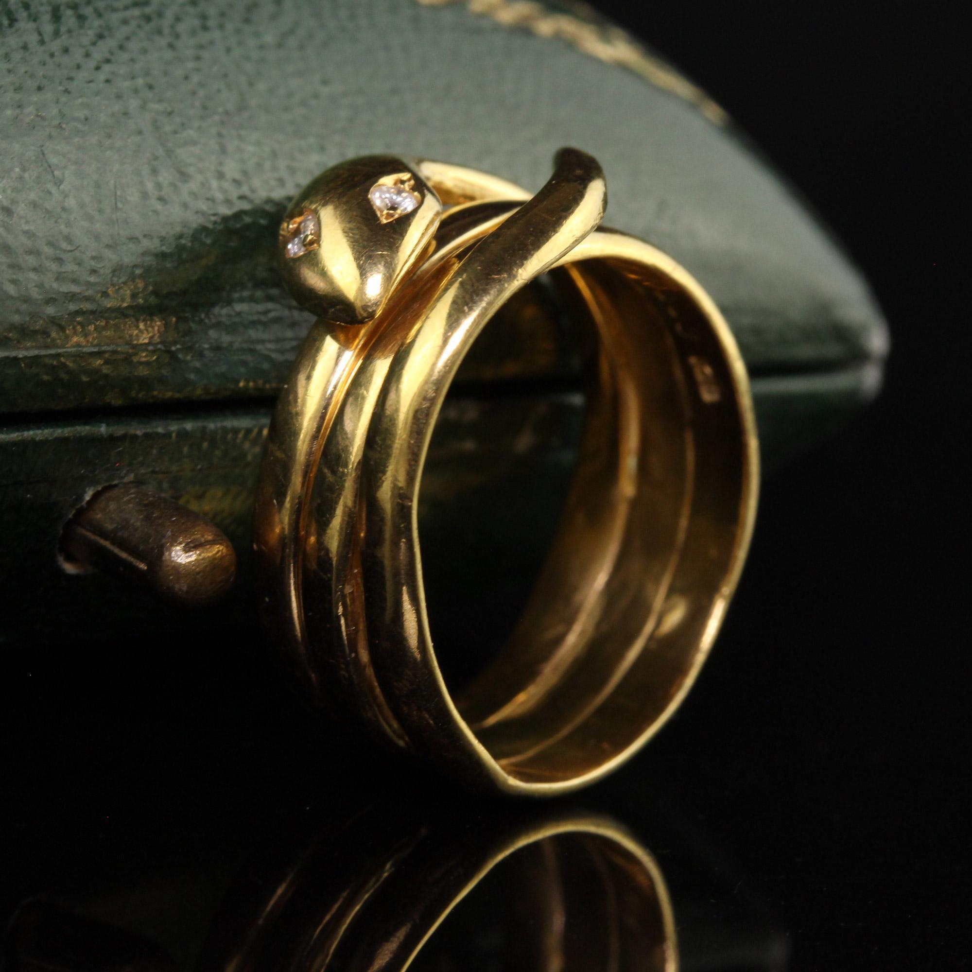 Antiker viktorianischer 18K Gelbgold Diamant Ring mit Schlangenlinien (Viktorianisch) im Angebot