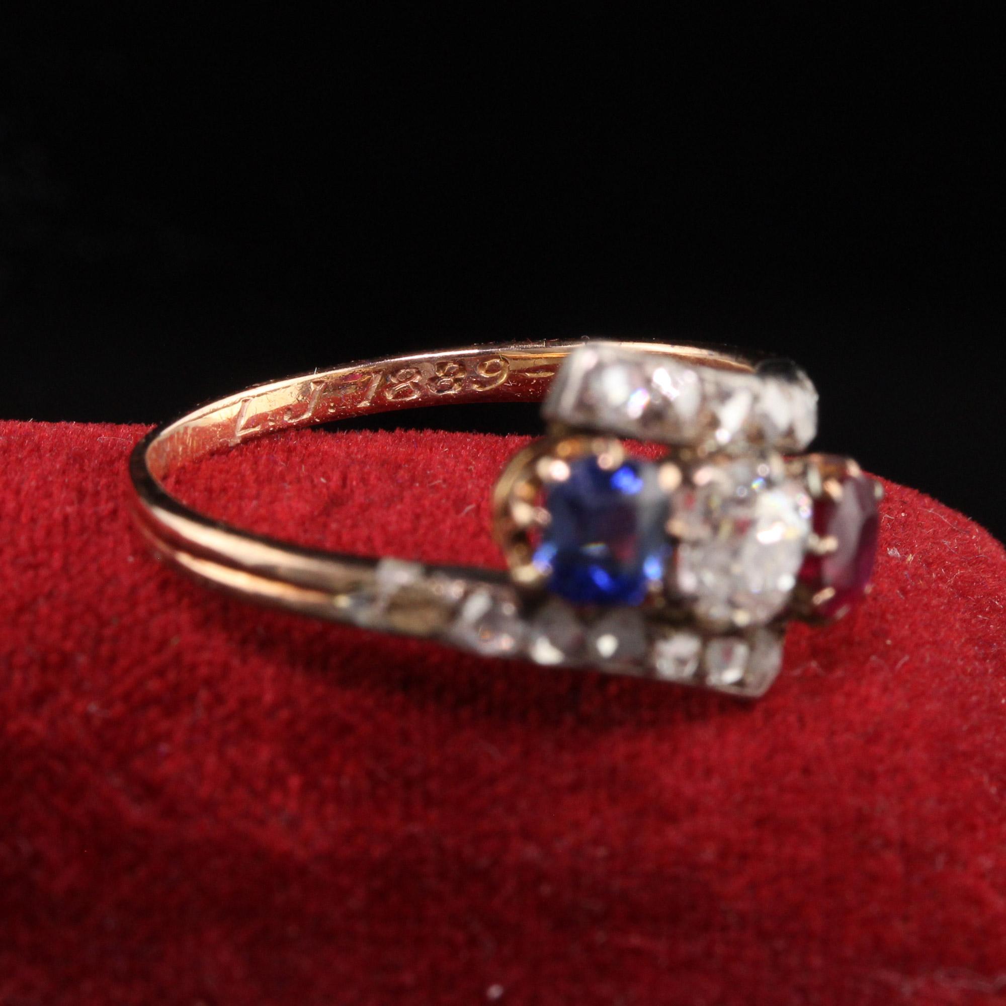 Antique Victorian 18k Yellow Gold Diamond Ruby Sapphire Three Stone Ring In Good Condition For Sale In Great Neck, NY