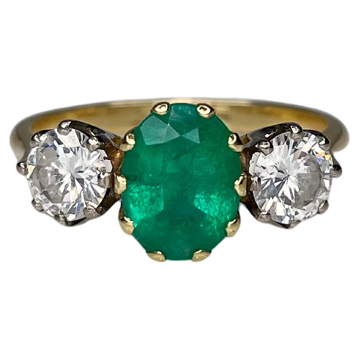 Antique Victorian 18K Yellow Gold Emerald 1ct Diamond Three Stone Ring