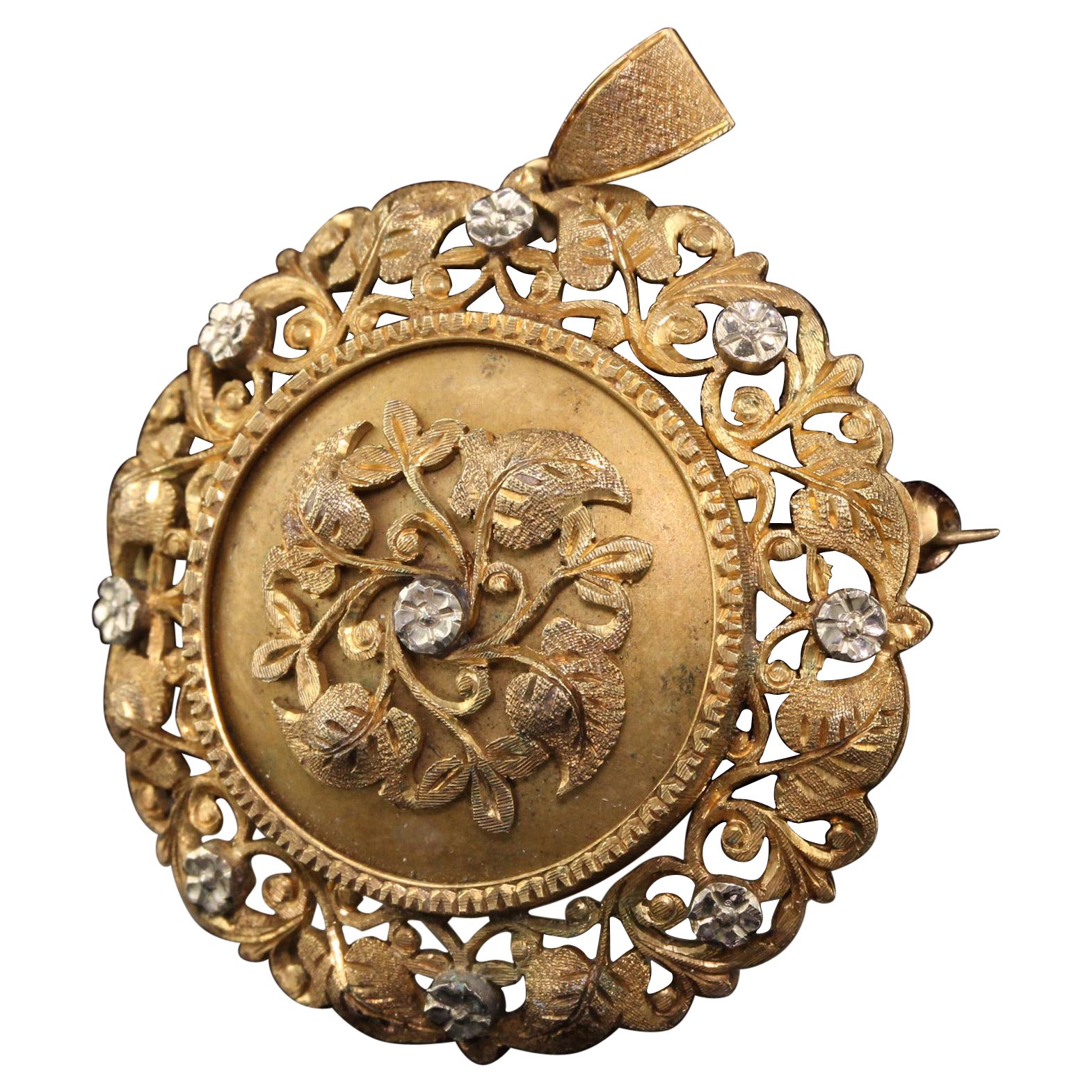 Antike viktorianische gravierte filigrane florale Anstecknadel und Anhänger, 18 Karat Gelbgold