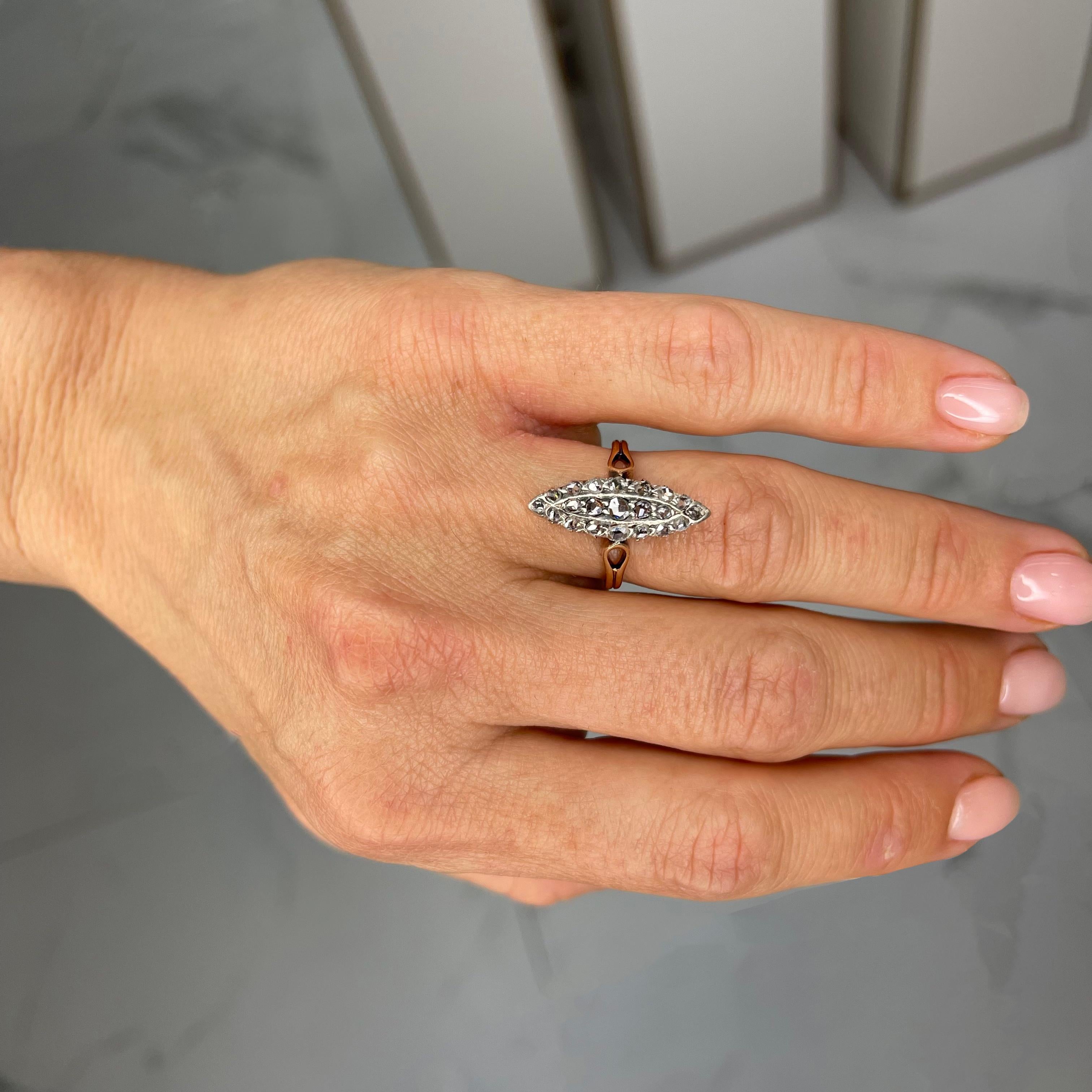 Bague cocktail victorienne ancienne en or jaune 18 carats avec tête de marque et diamants taille rose Pour femmes en vente