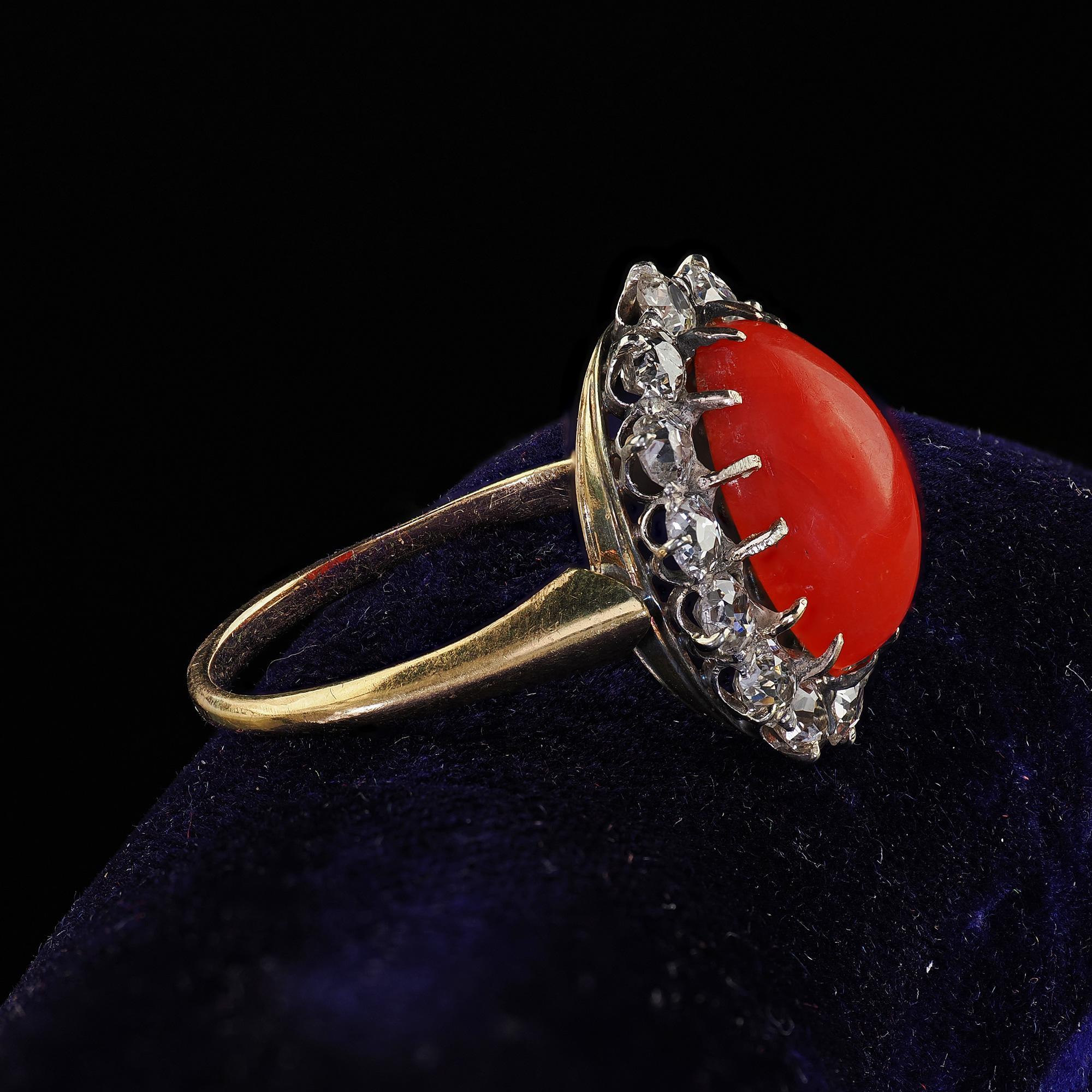 Antique Victorian 18K Yellow Gold Natural Coral Old Mine Diamond Cocktail Ring In Good Condition For Sale In Great Neck, NY