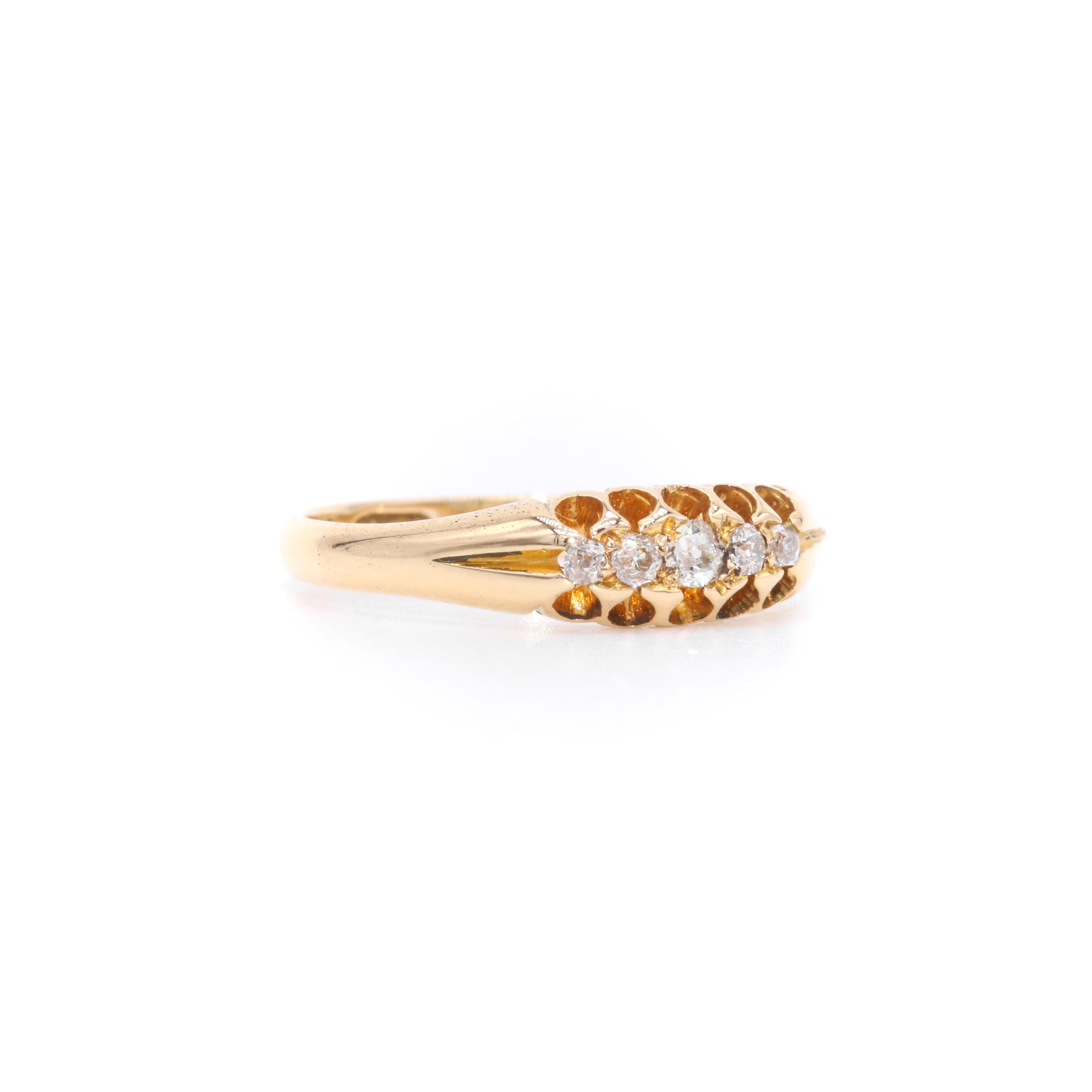 Women's or Men's Antique Victorian 18K Yellow Gold Old Cut Diamond 5 Stone Ring For Sale