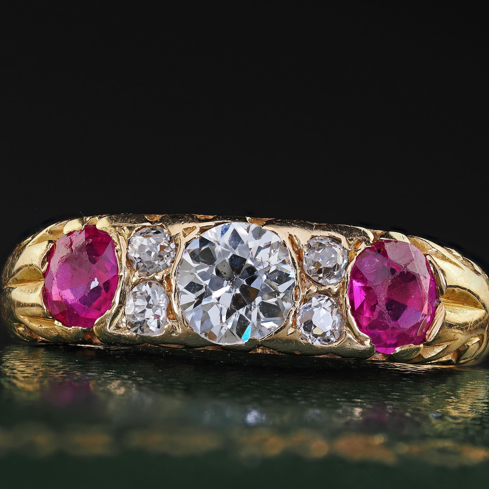 Antique Victorian 18K Yellow Gold Old Cut Diamond and Ruby Three Stone Ring For Sale 1