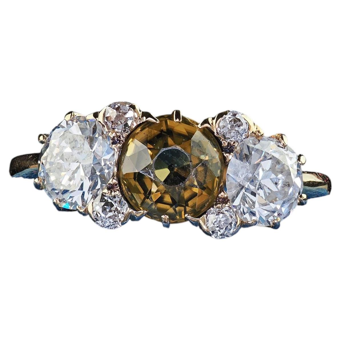 Antique Victorian 18K Yellow Gold Old Euro Diamond Chrysoberyl Three Stone Ring For Sale