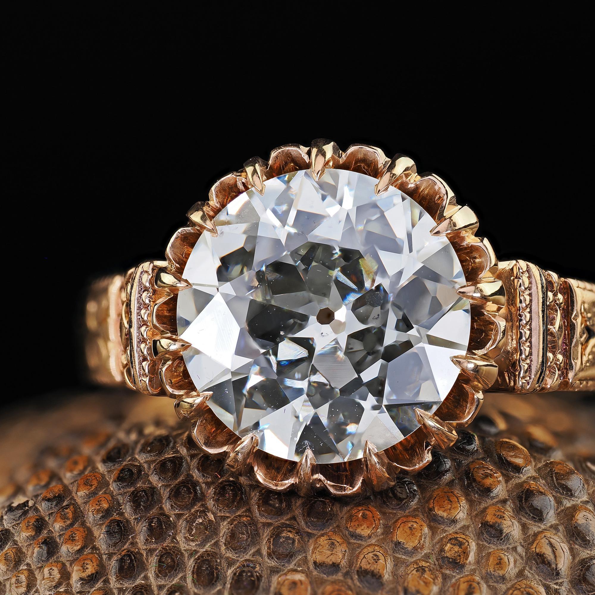 Donna Anello di fidanzamento antico vittoriano in oro giallo 18 carati con diamante europeo - GIA in vendita