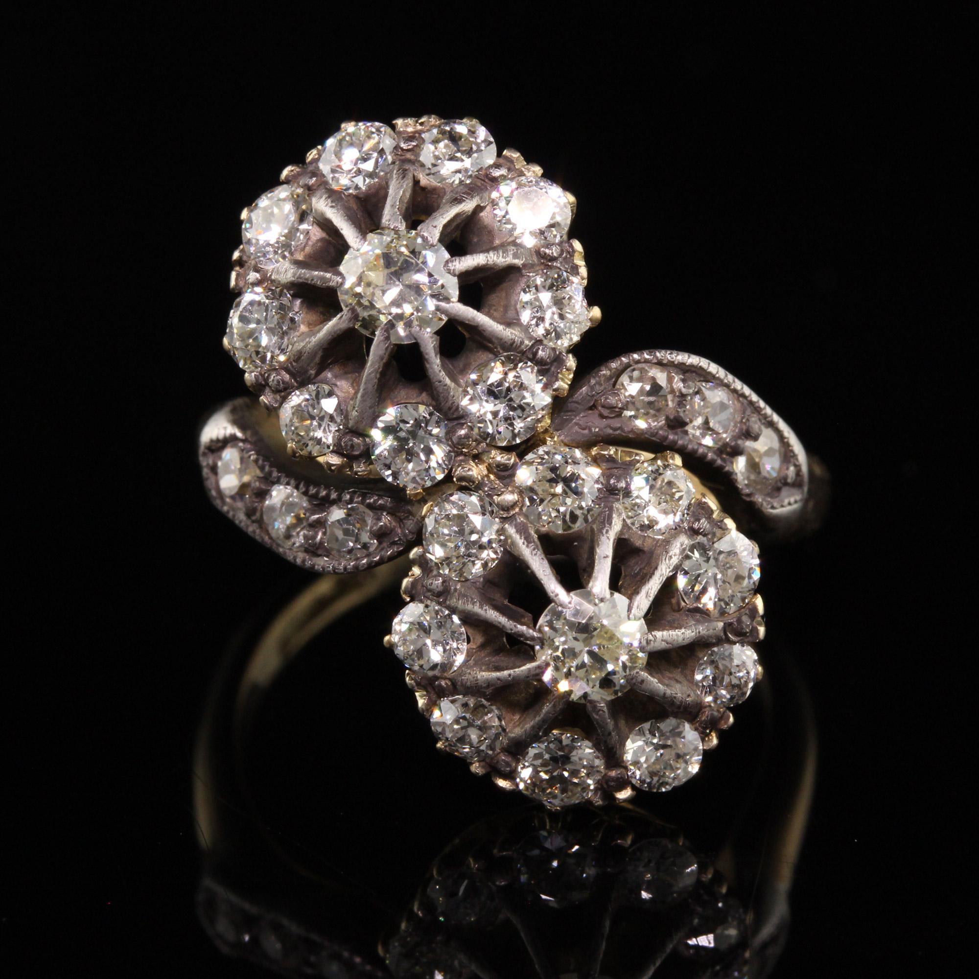 Antique Victorian 18K Yellow Gold Old European Diamond Toi et Moi Ring In Good Condition For Sale In Great Neck, NY