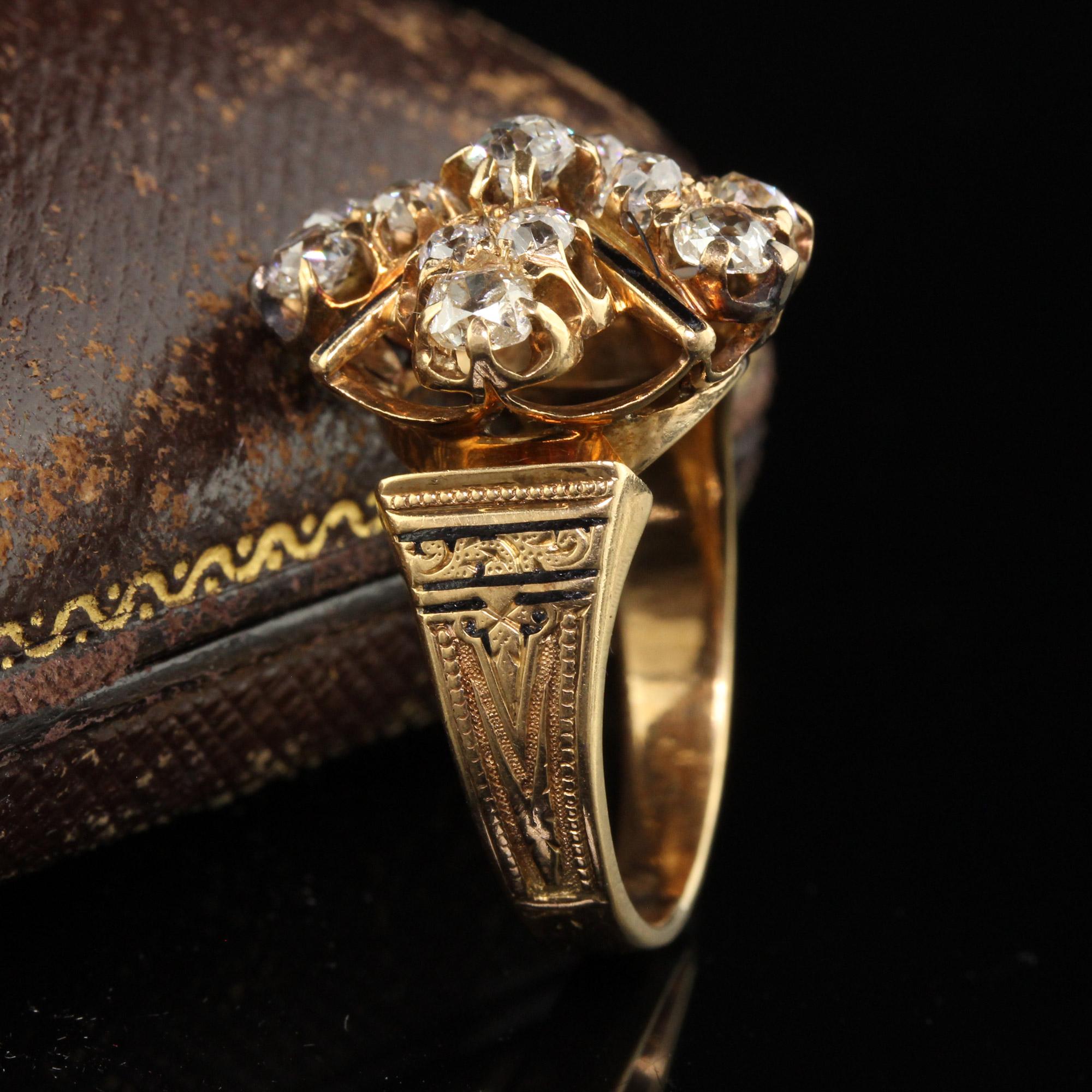 Antiker viktorianischer Cocktailring aus 18 Karat Gelbgold mit Diamanten im alten Minenschliff und Emaille (Viktorianisch)