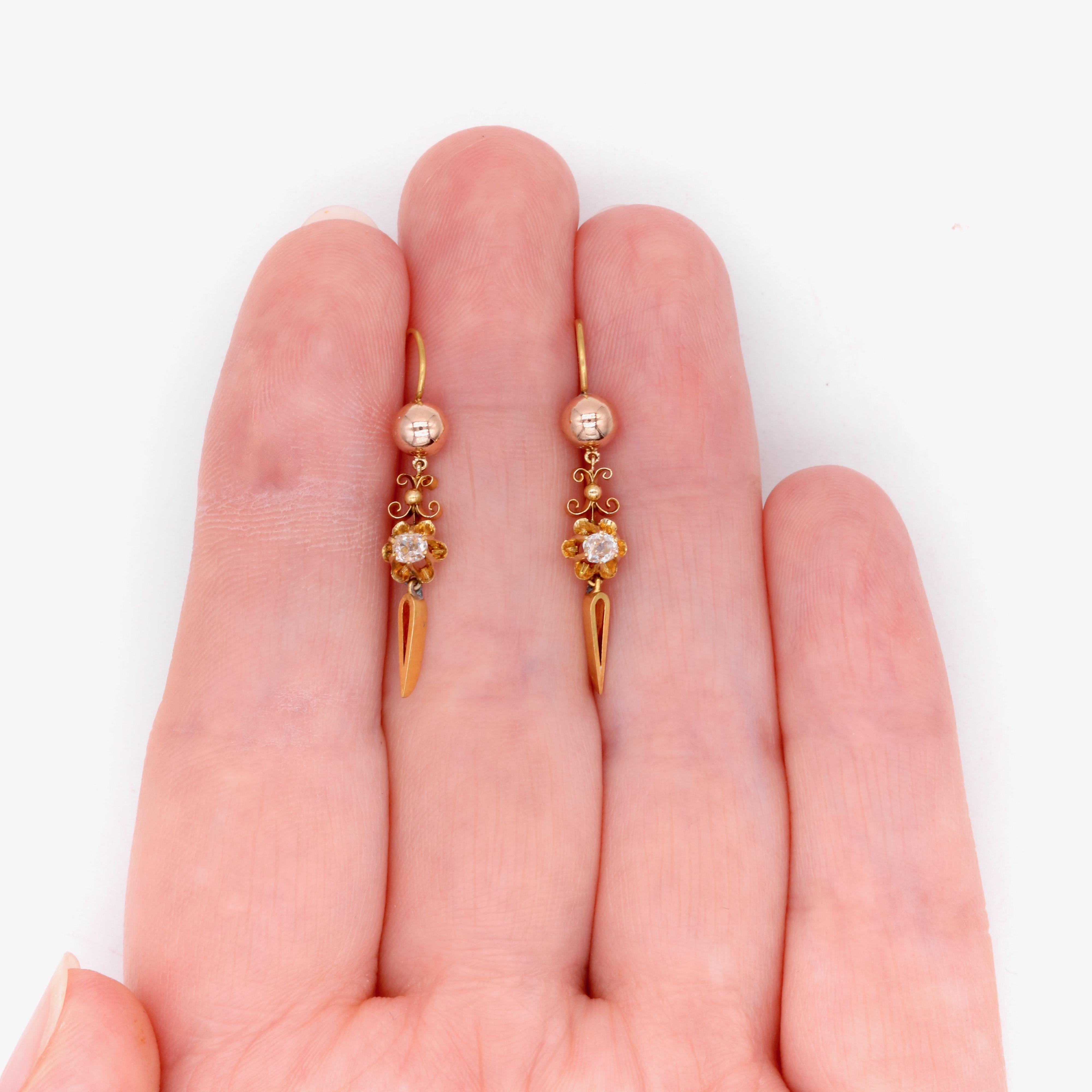Antique Victorian 18K Yellow Gold Old Mine Cut Diamond Drop Earrings For Sale 6