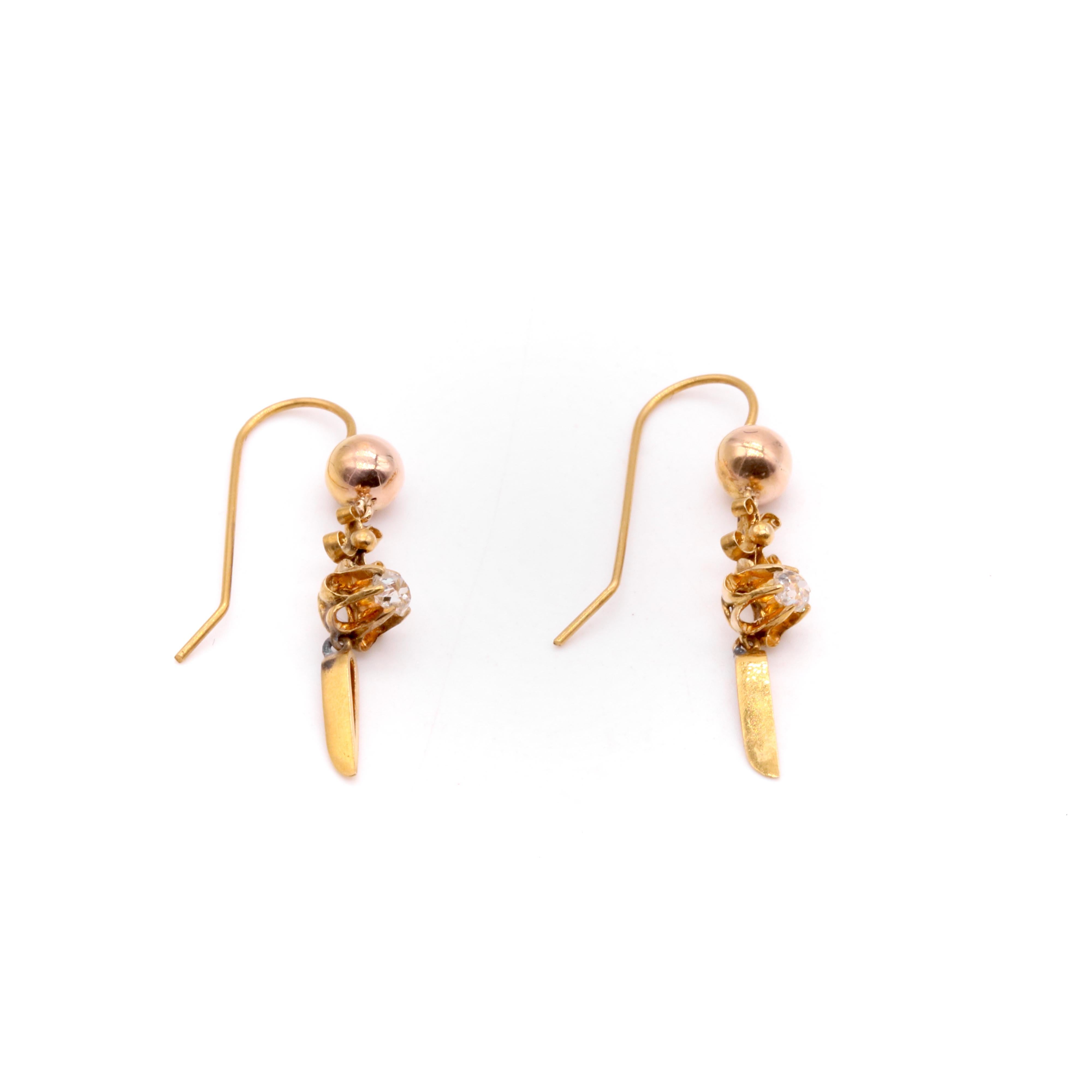 Antique Victorian 18K Yellow Gold Old Mine Cut Diamond Drop Earrings For Sale 1