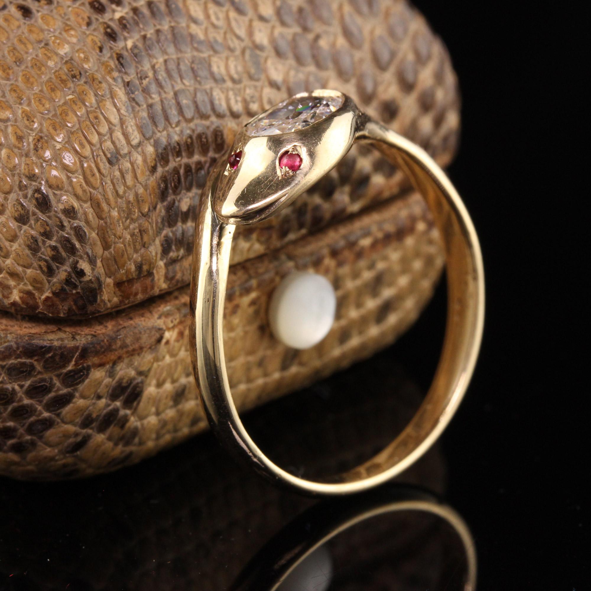 Antique Victorian 18K Yellow Gold Old Mine Cut Diamond Snake Ring In Good Condition In Great Neck, NY